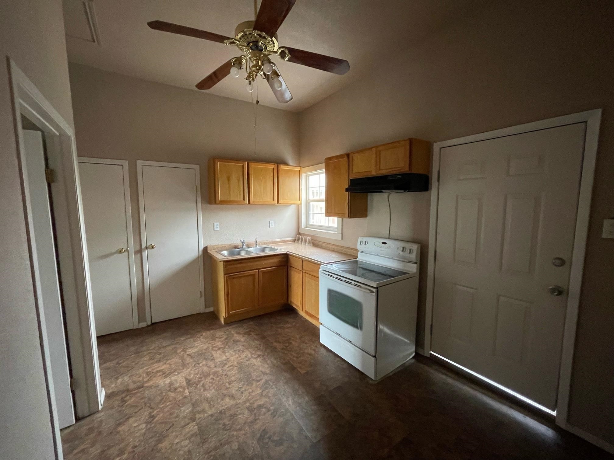 1517 Garcia St Unit: C