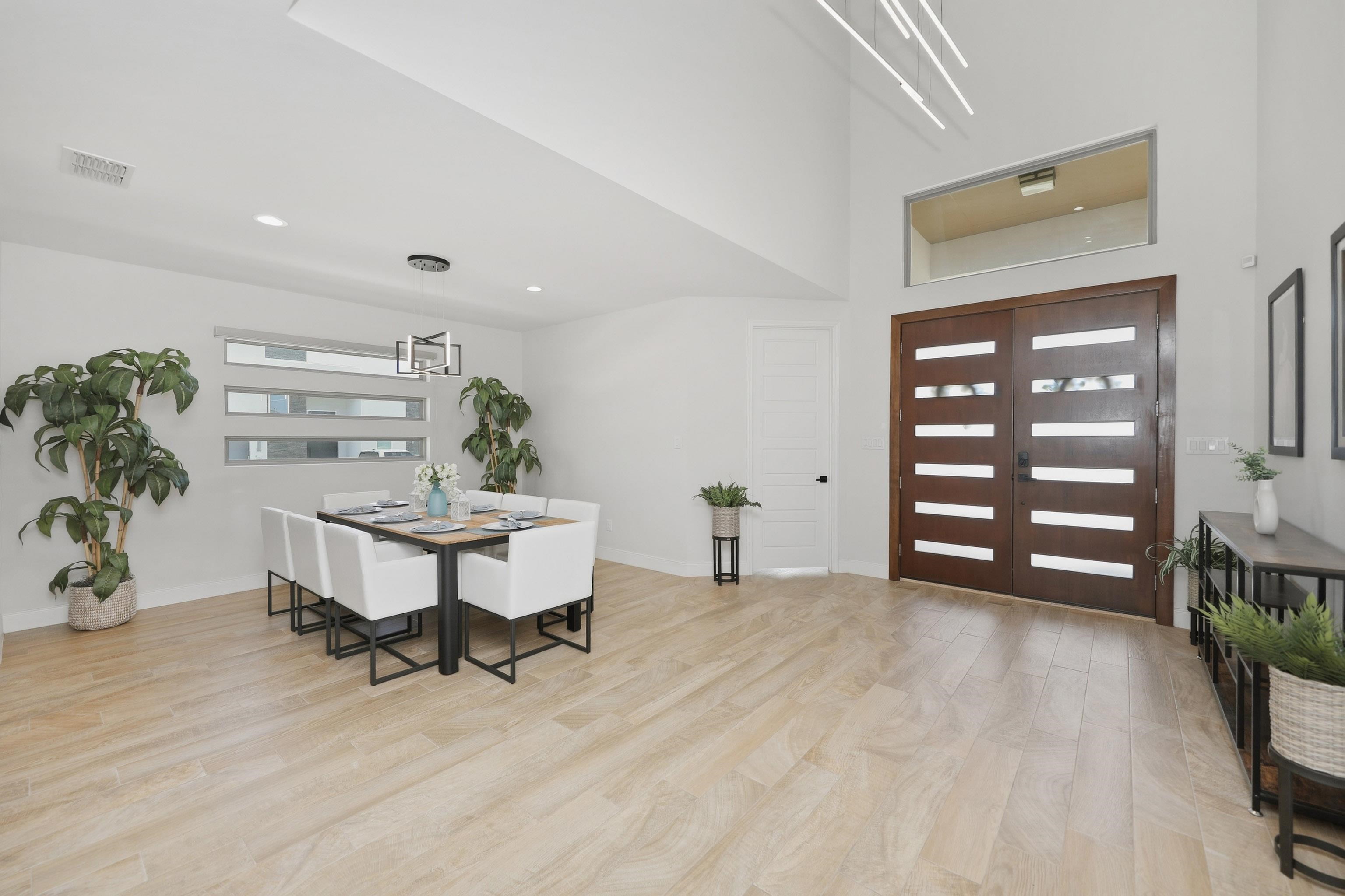 701 Ocio Dr.