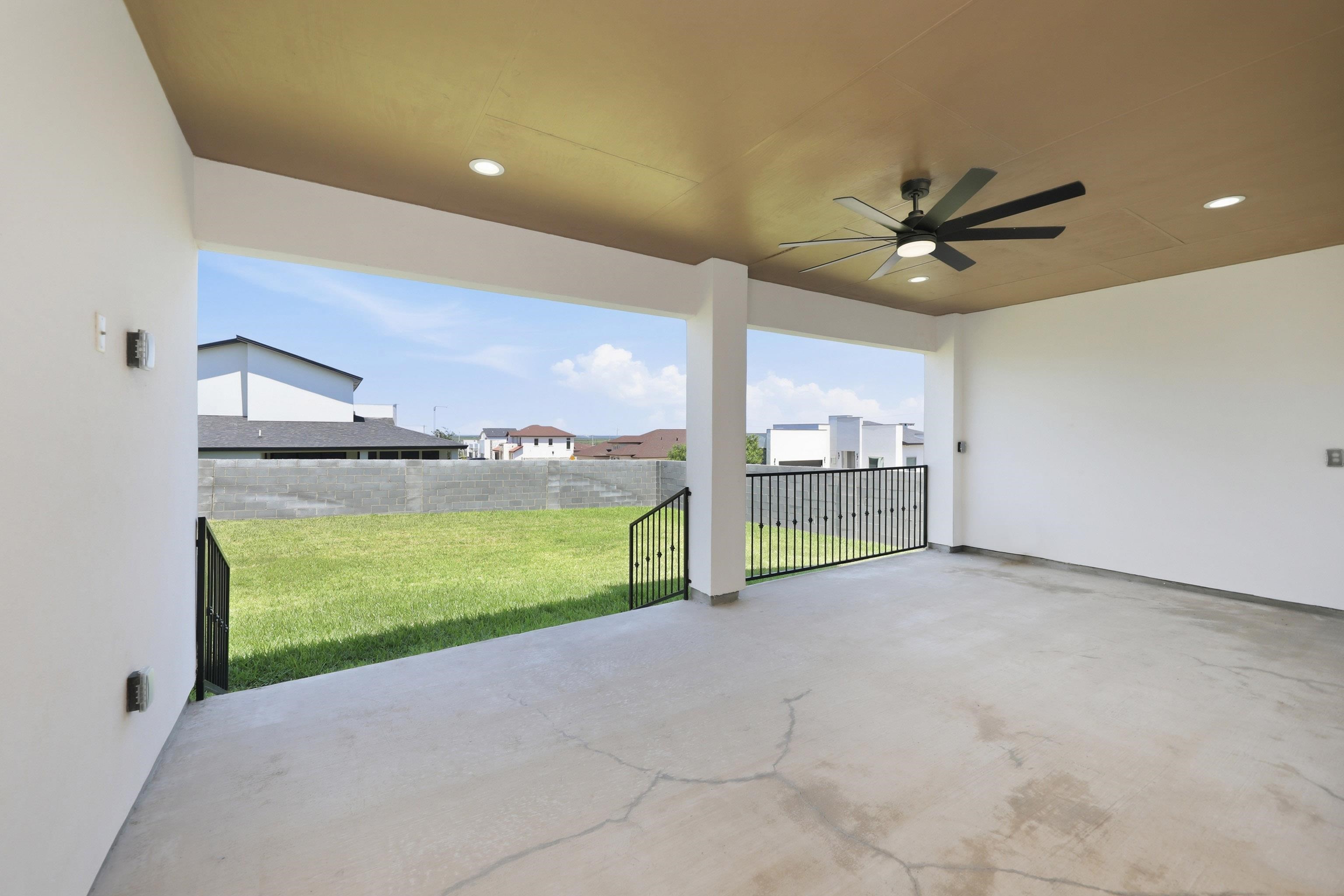 701 Ocio Dr.