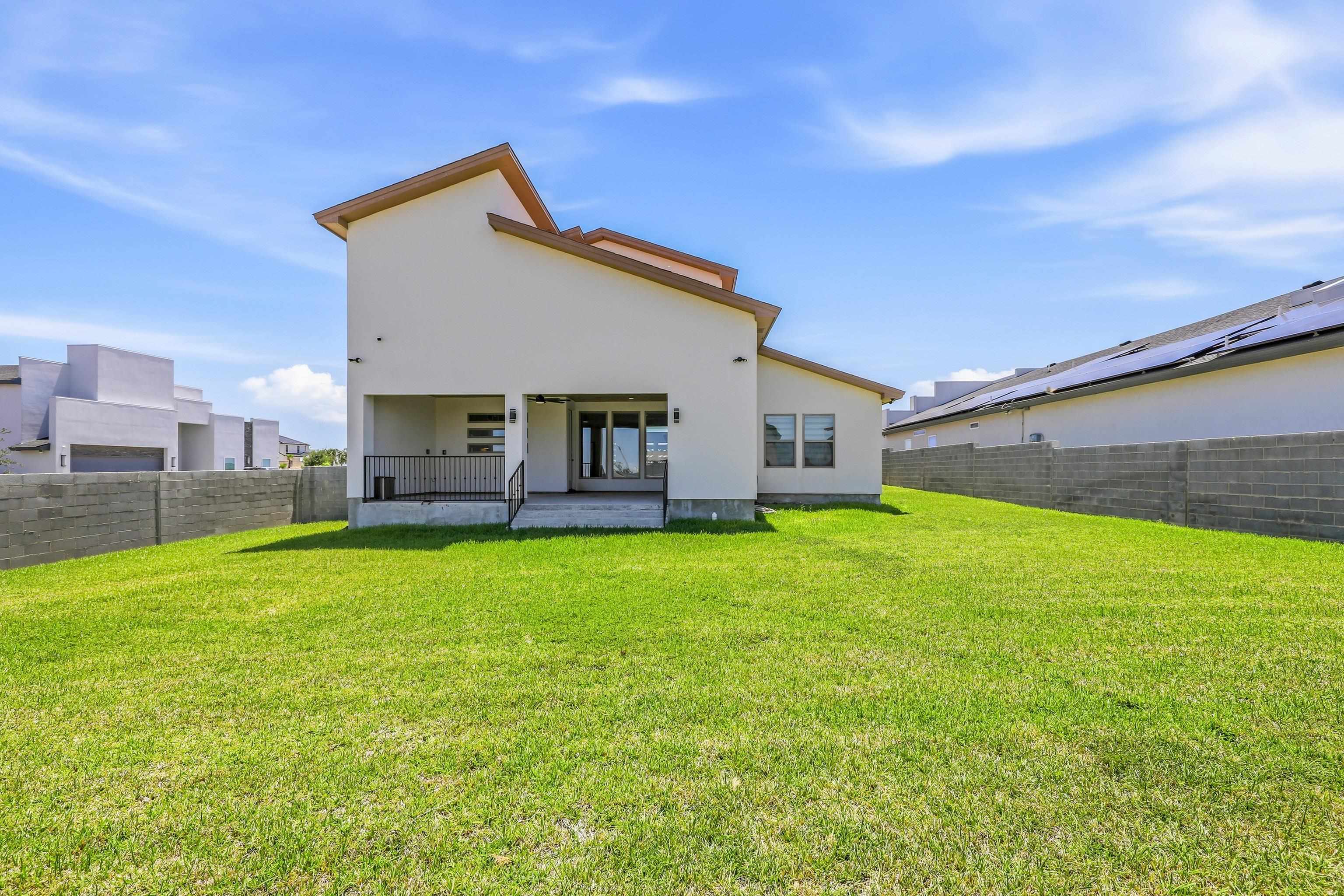 701 Ocio Dr.