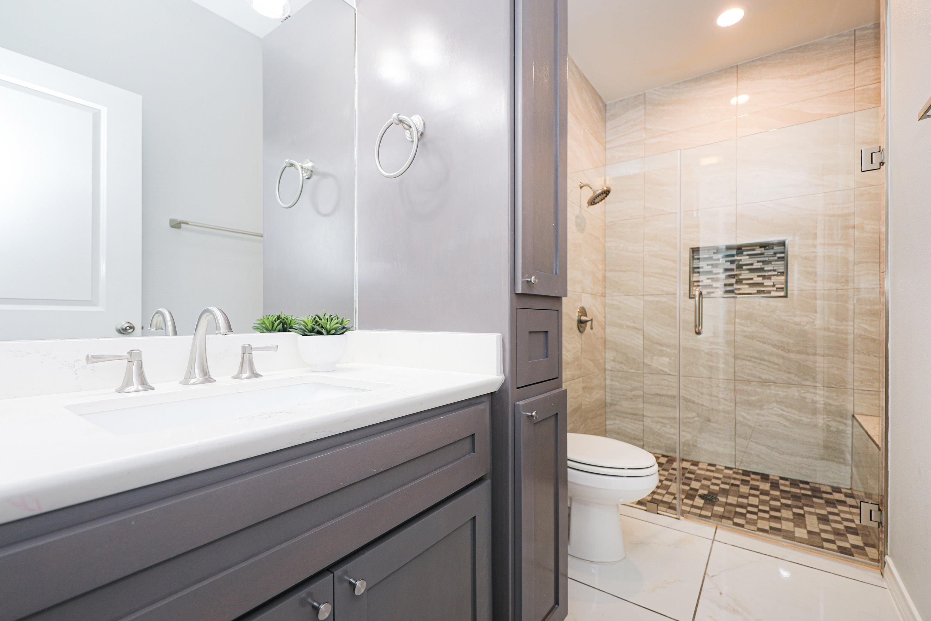102 Cresta Dr.