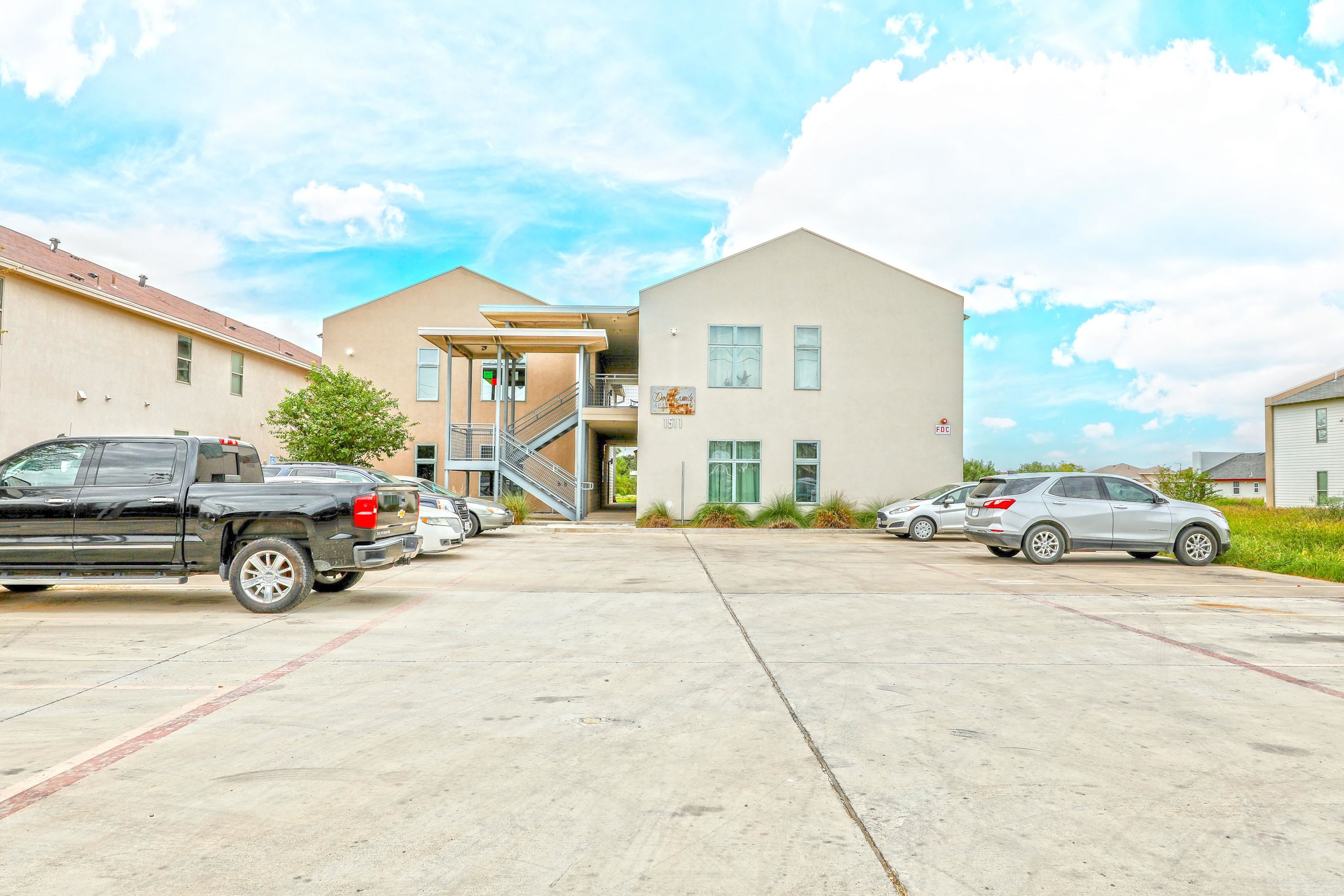 1511 Don Camilo Blvd Unit: 7