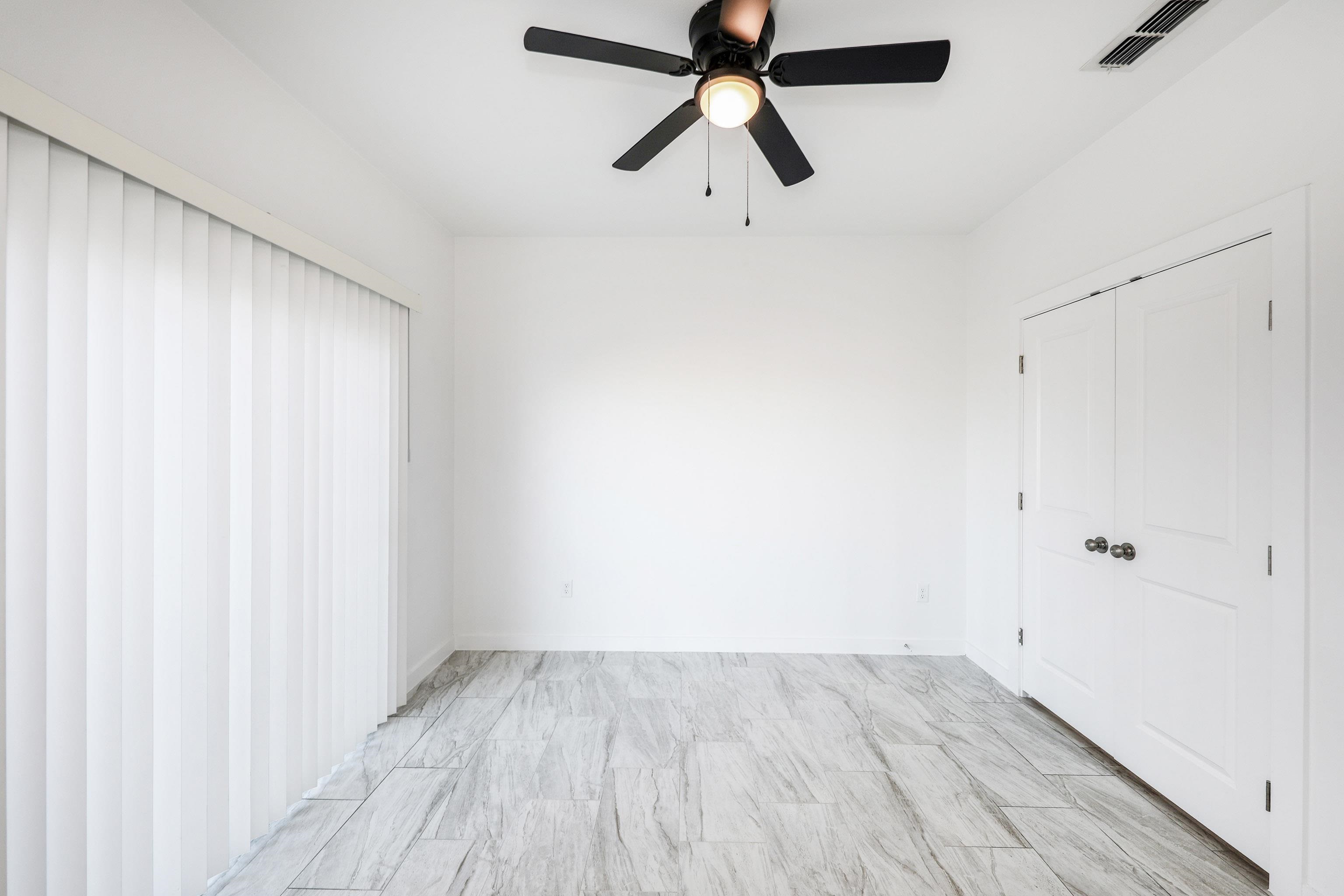 3911 Casa Blanca Lake Rd Unit: 7