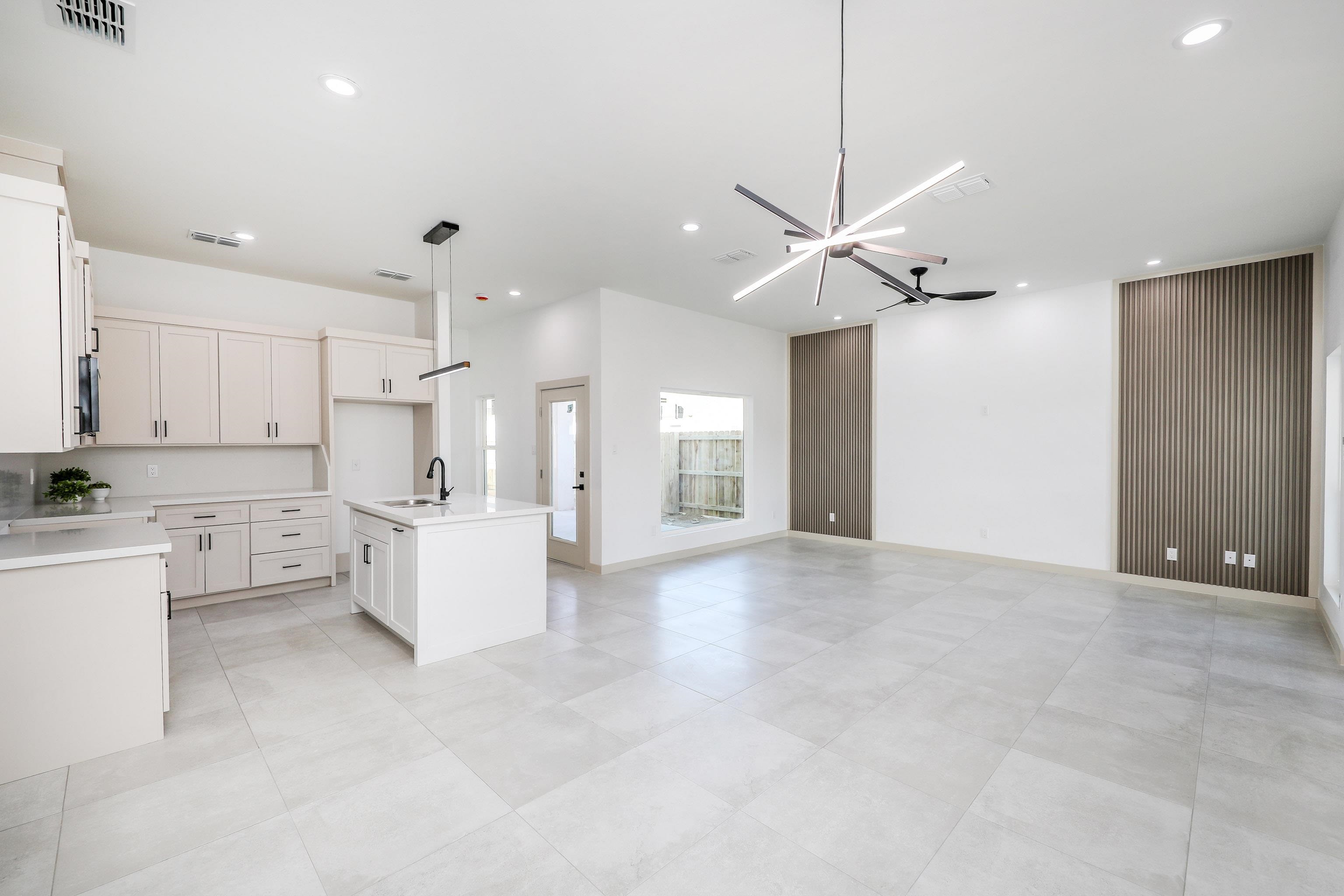 1618 Brangus St.