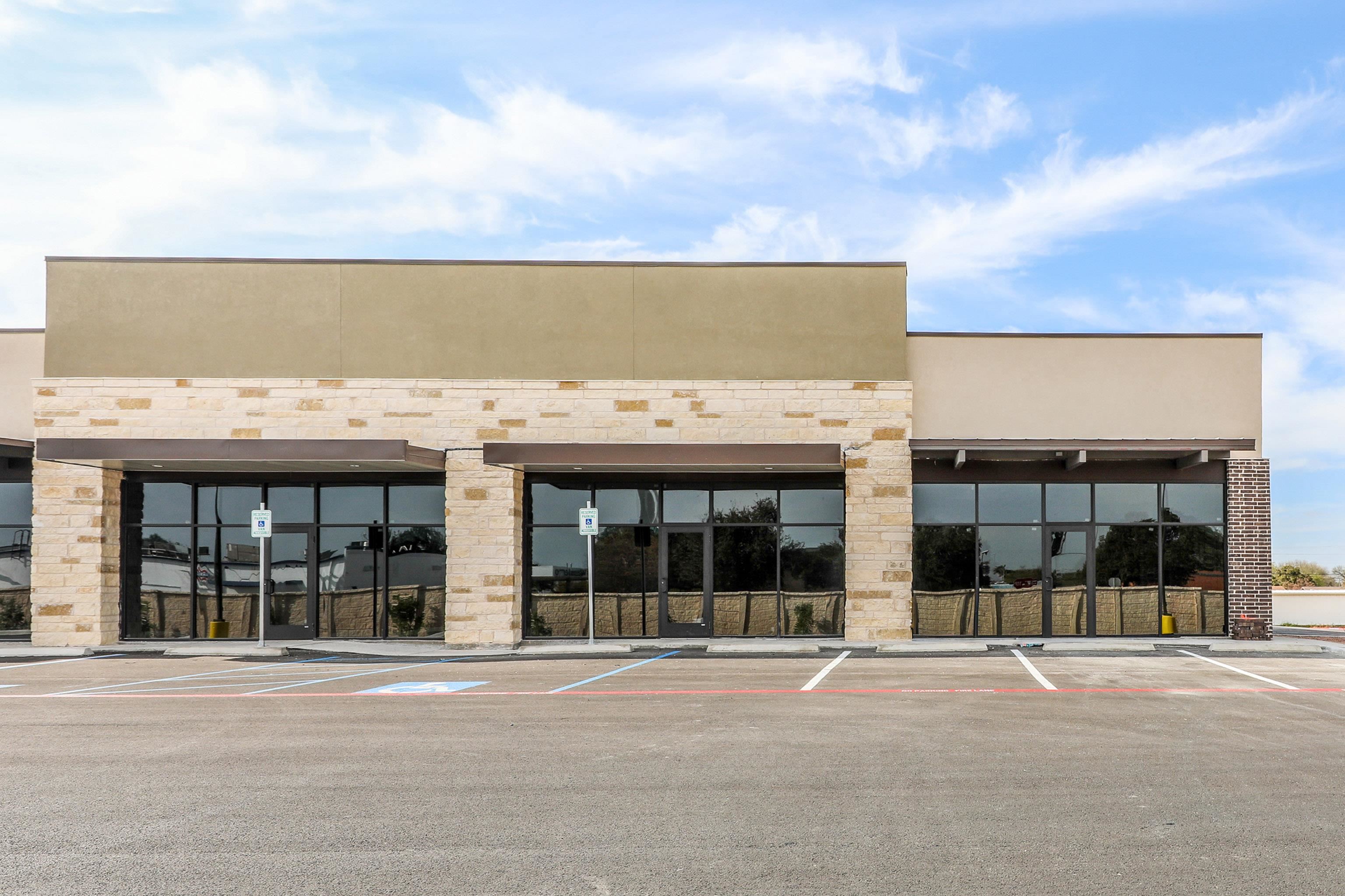 1016 Calton Rd Unit: 8