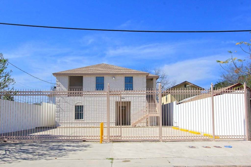 2704 San Agustin Ave Unit: 2