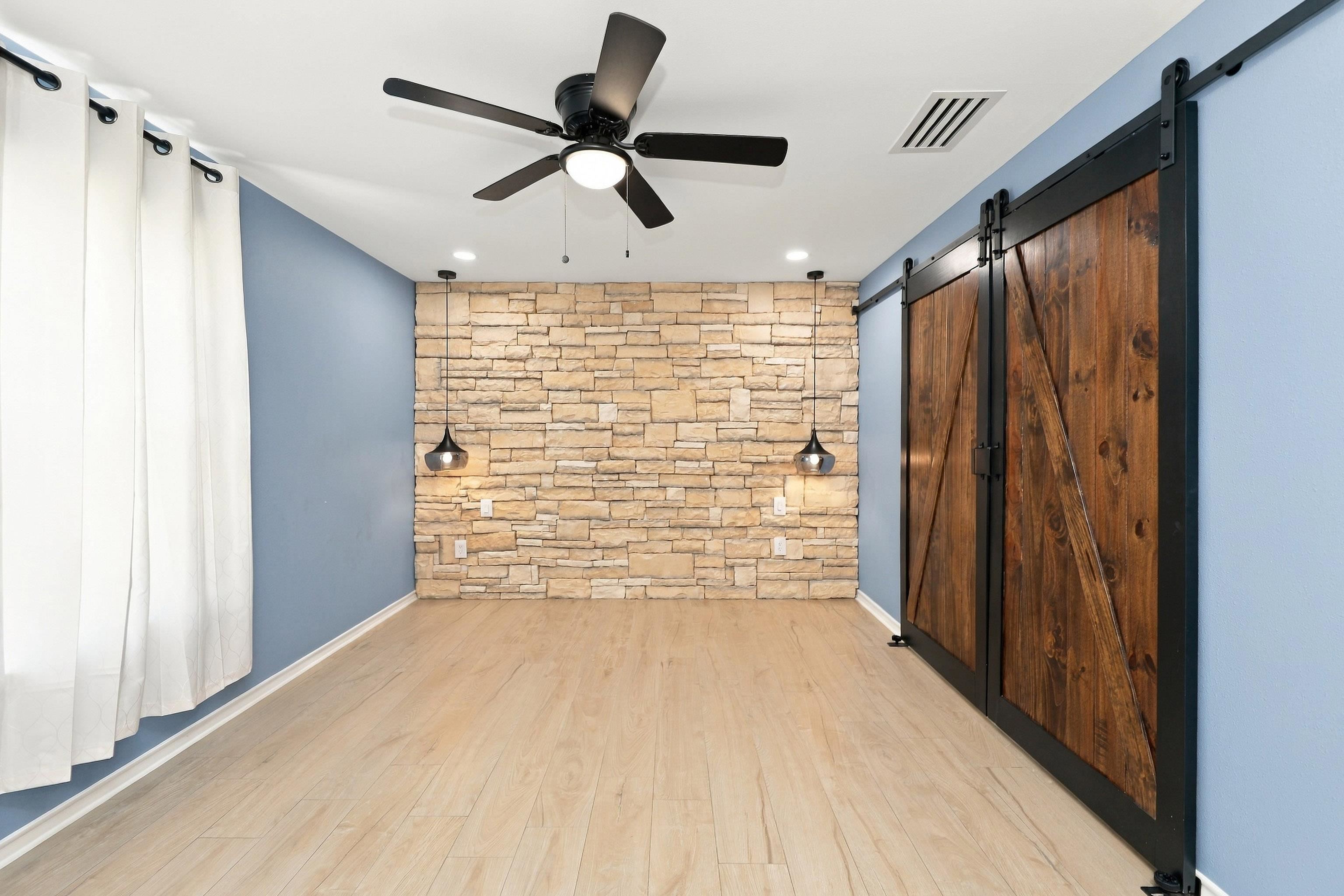 10125 Montoya Dr
