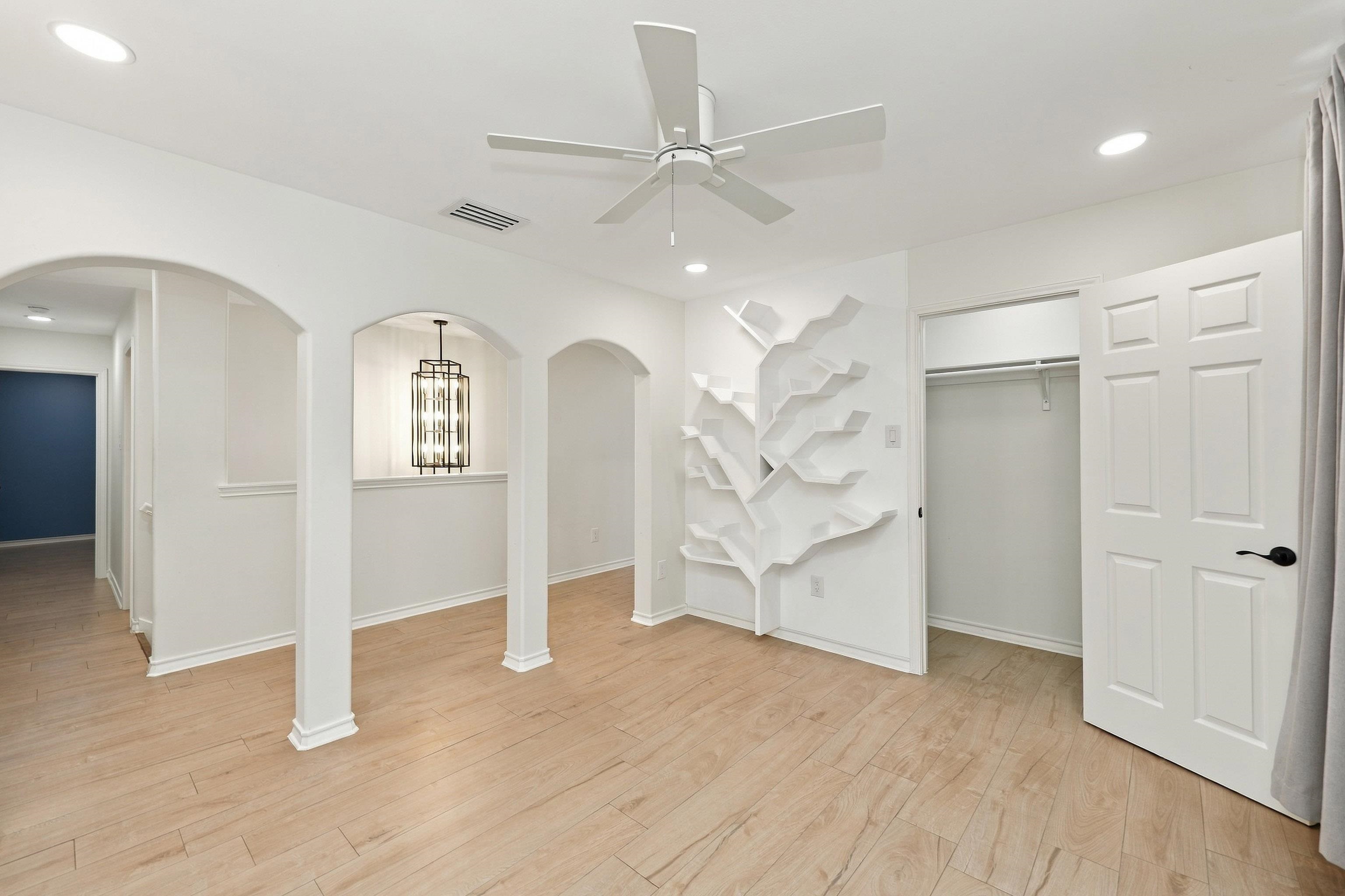 10125 Montoya Dr