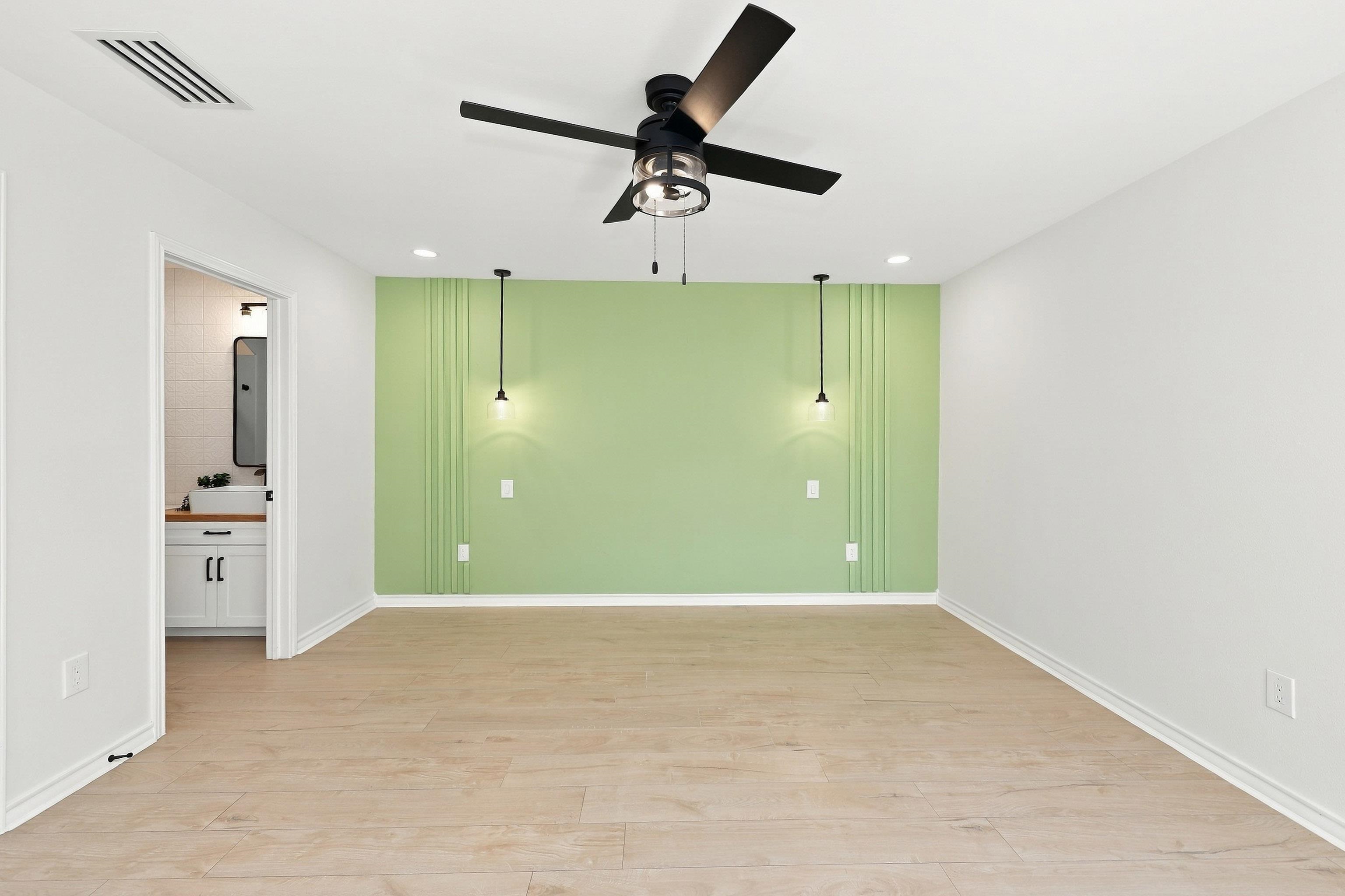 10125 Montoya Dr