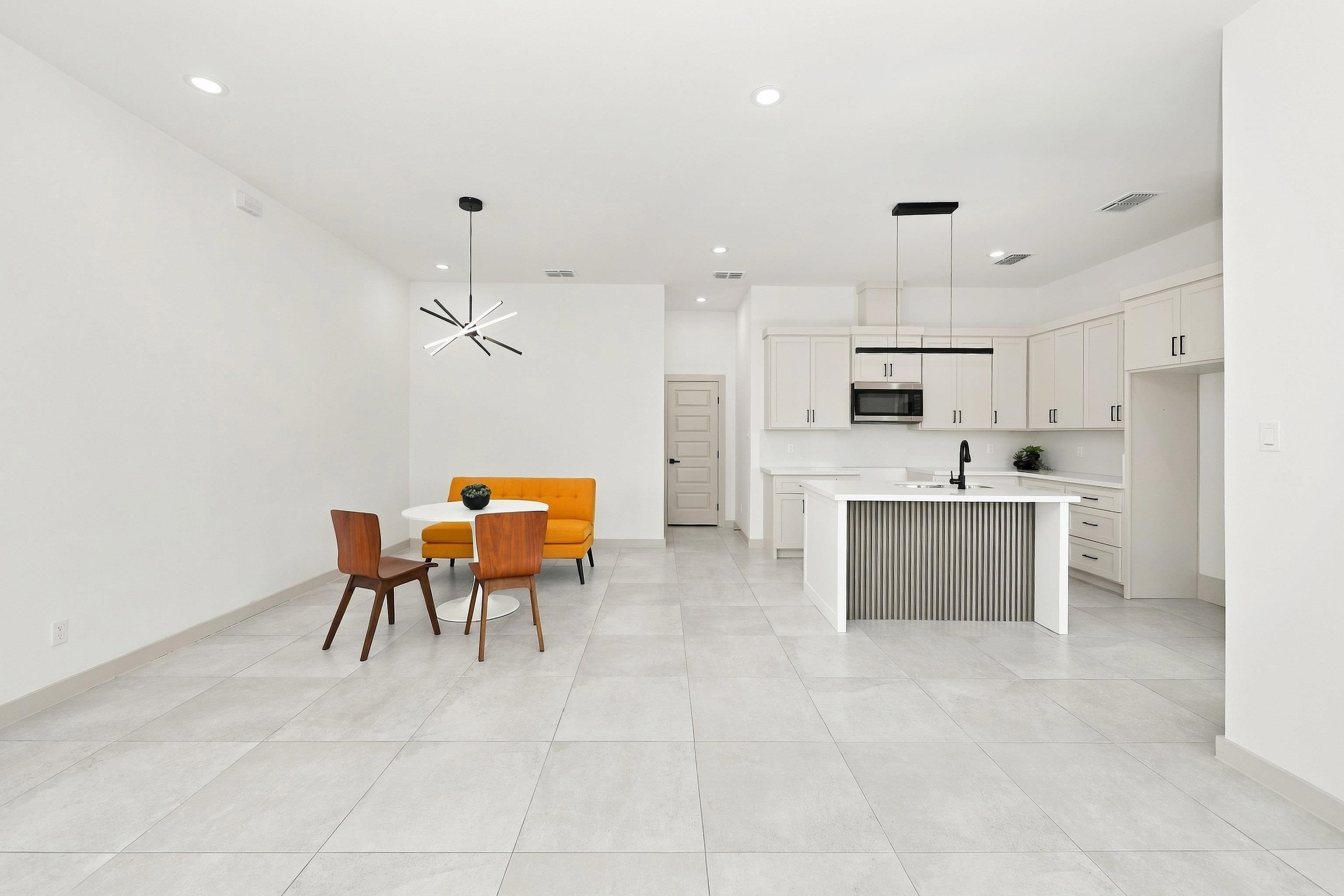 1618 Brangus St.