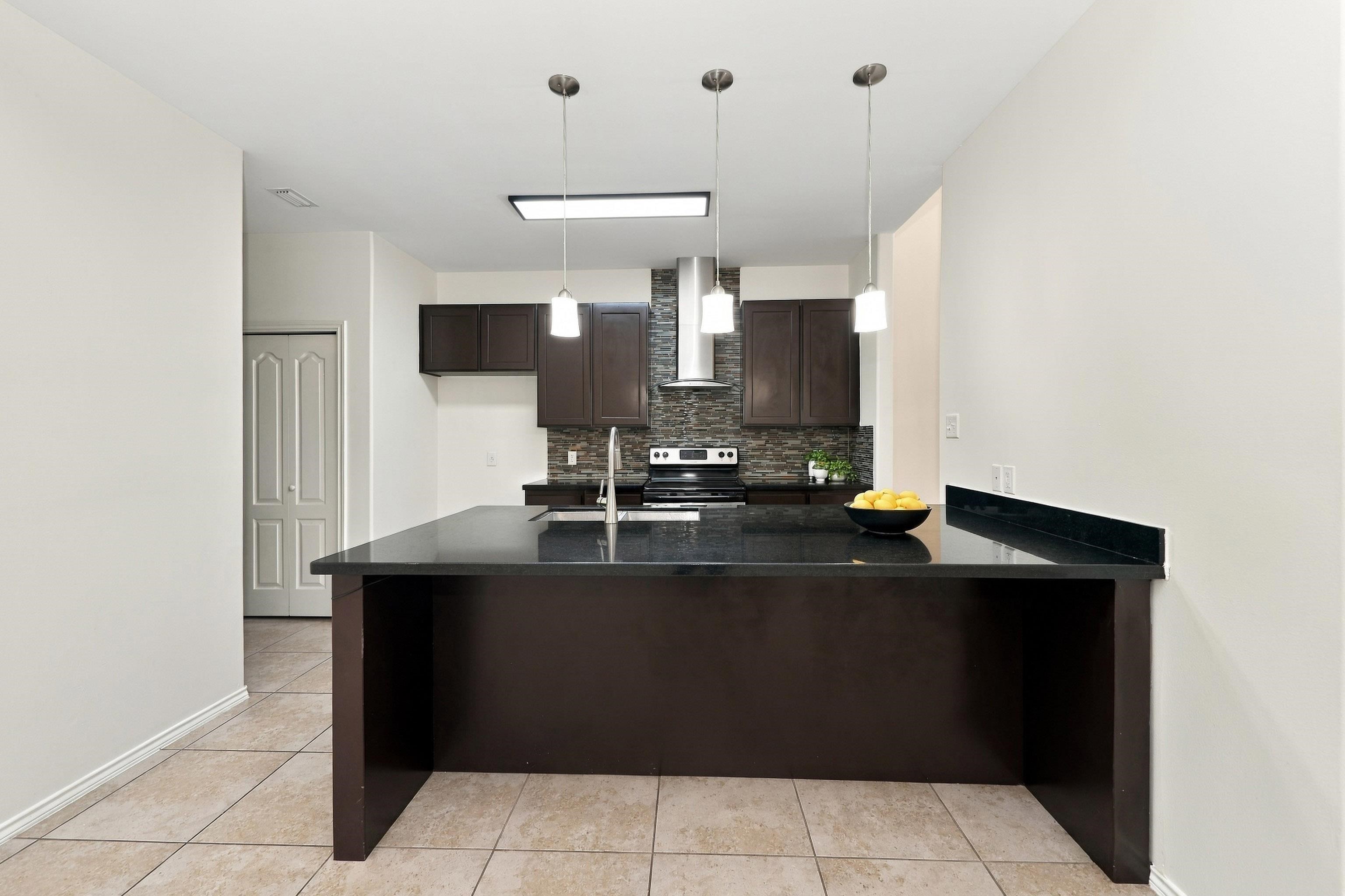 9808 Aziz St.