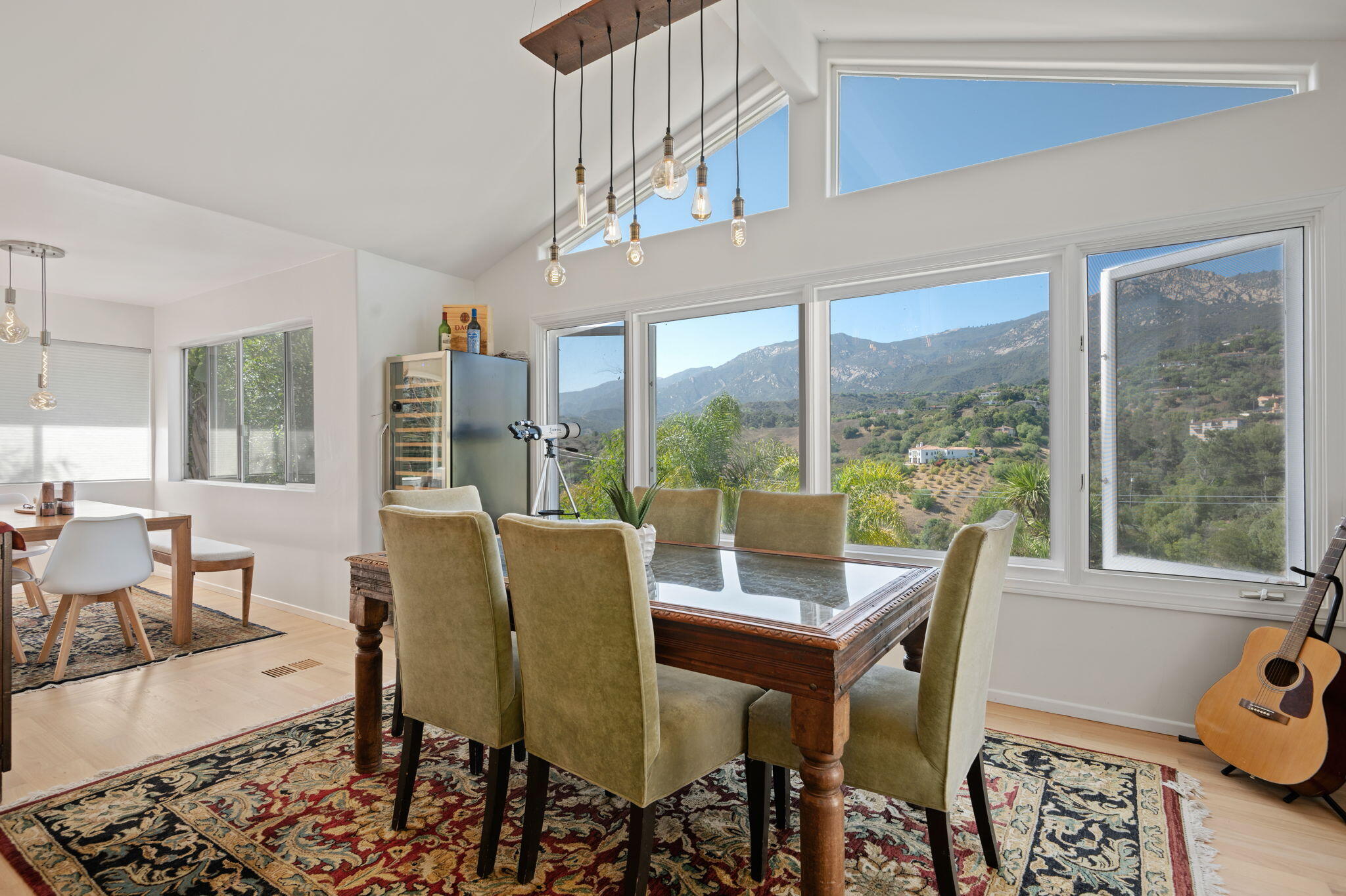 2822 Ben Lomond Drive