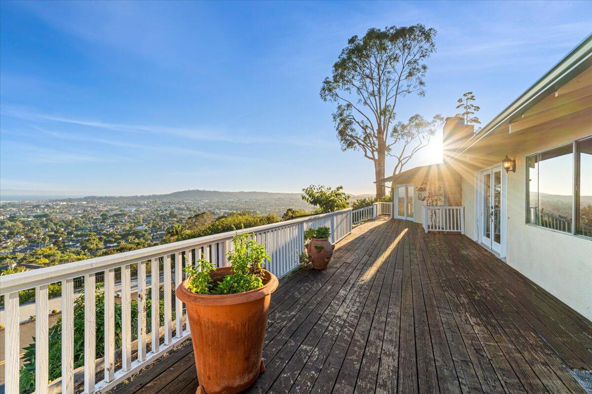 101 Las Alturas Road