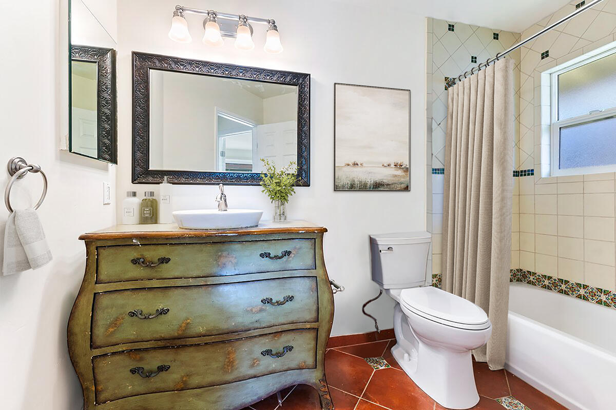 110 S Salinas Street, D