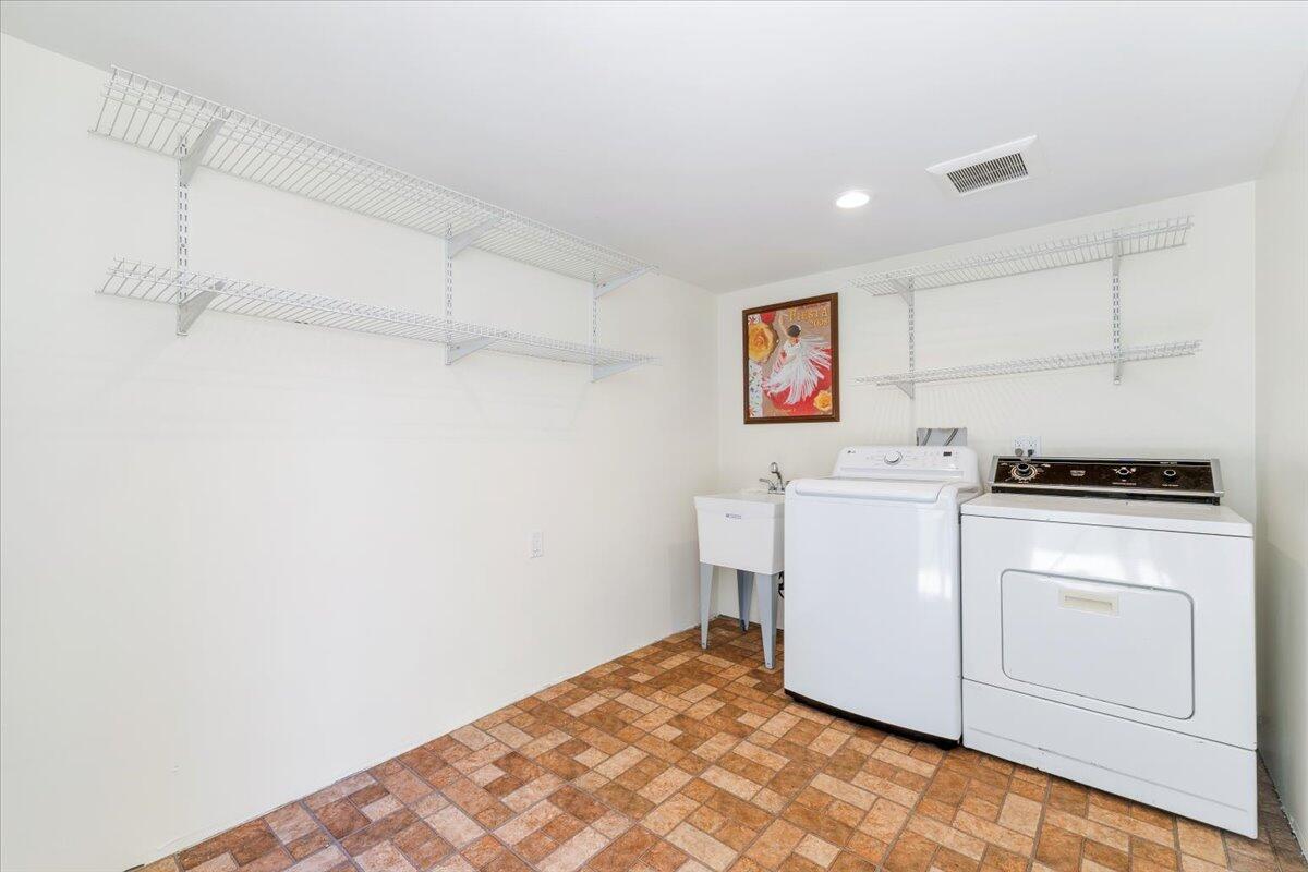 110 S Salinas Street, D
