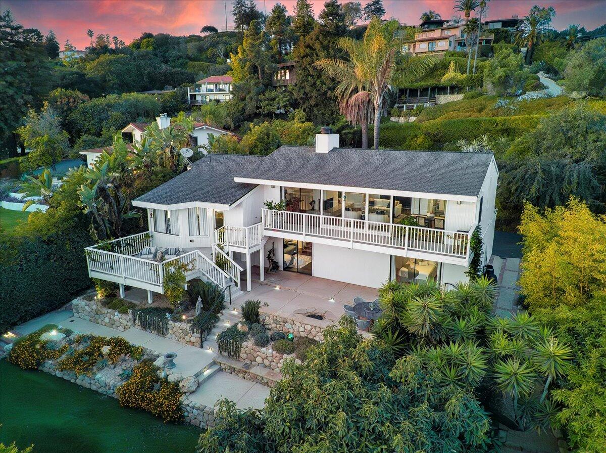 624 Las Alturas Road