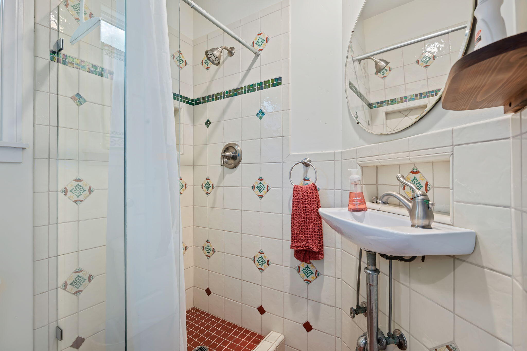 110 S Salinas Street D