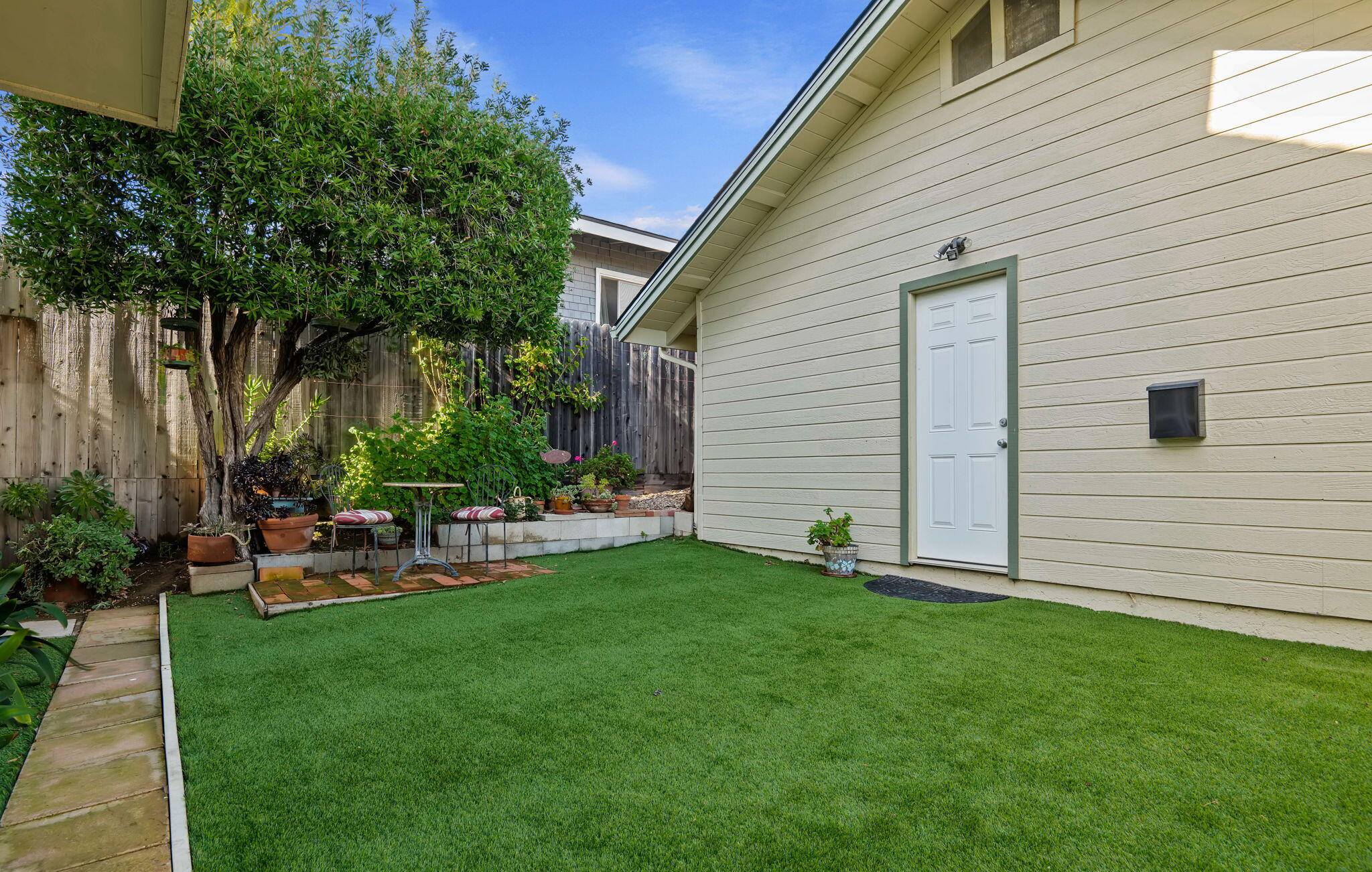 110 S Salinas Street D