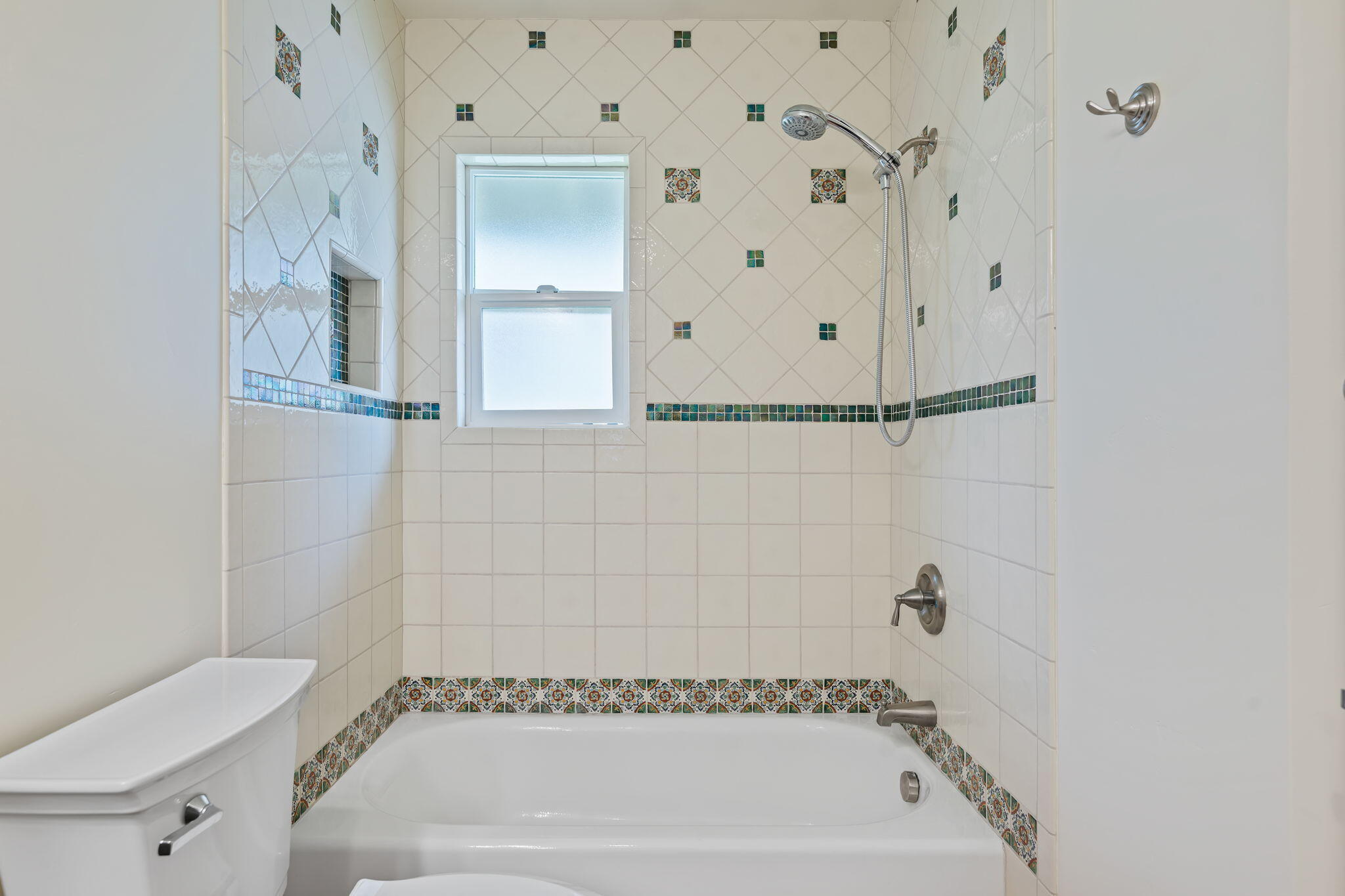 110 S Salinas Street D