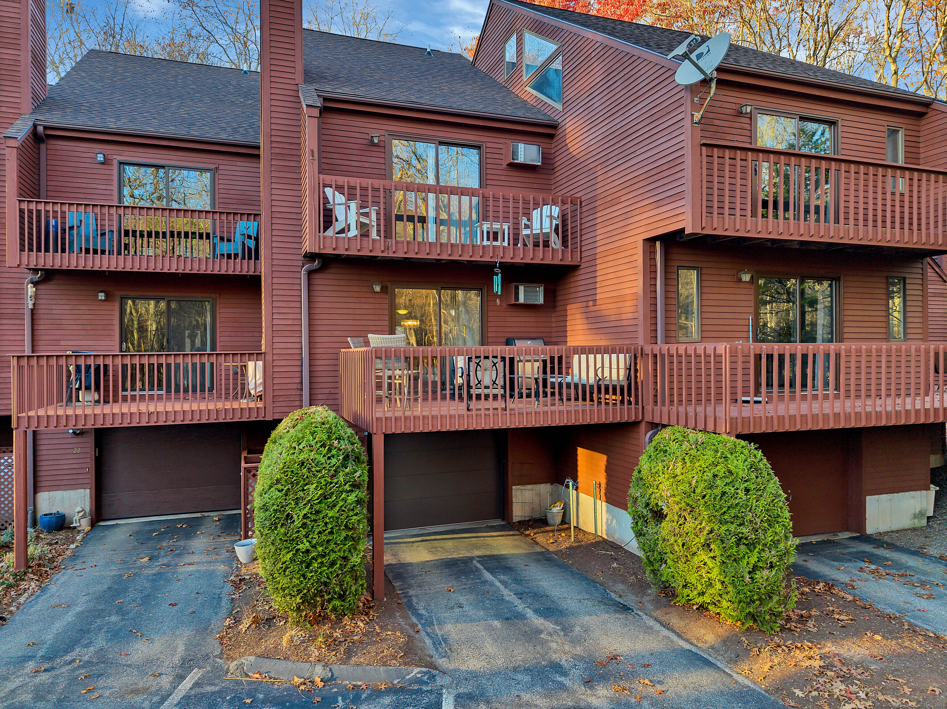97 West Main Street Unit: APT 23