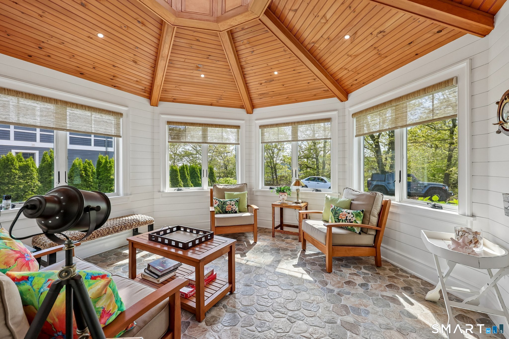 15 Lake Shore Drive