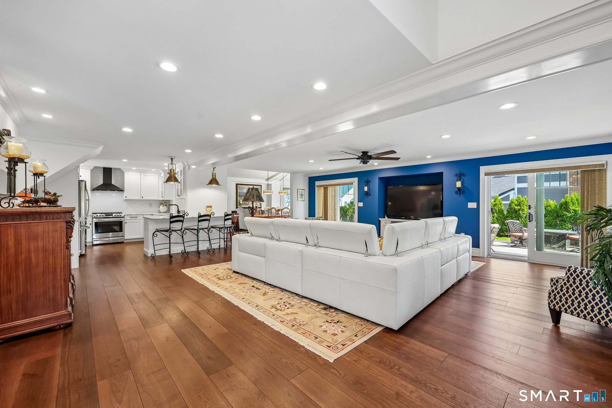 15 Lake Shore Drive