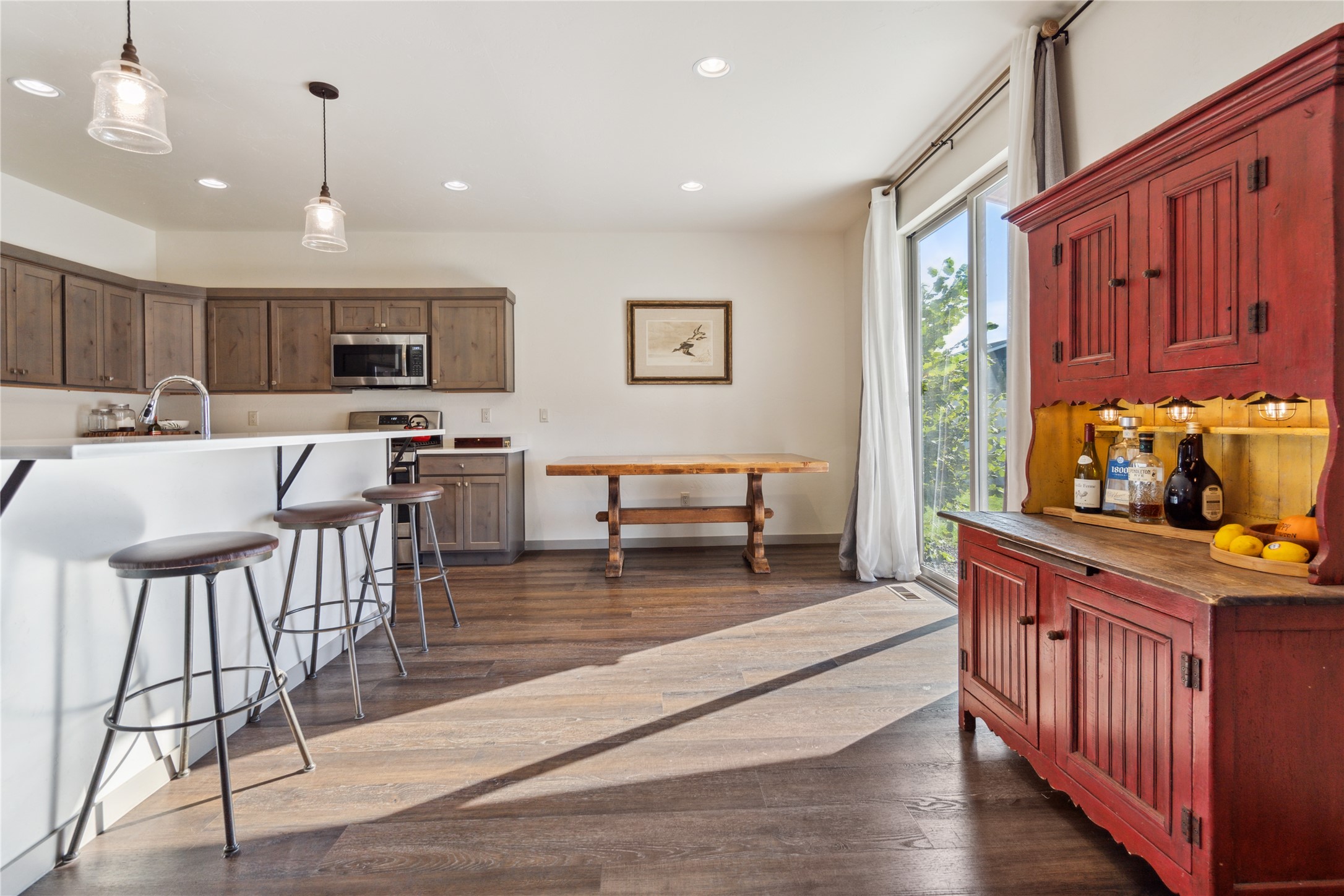 2000 Mahogany Avenue