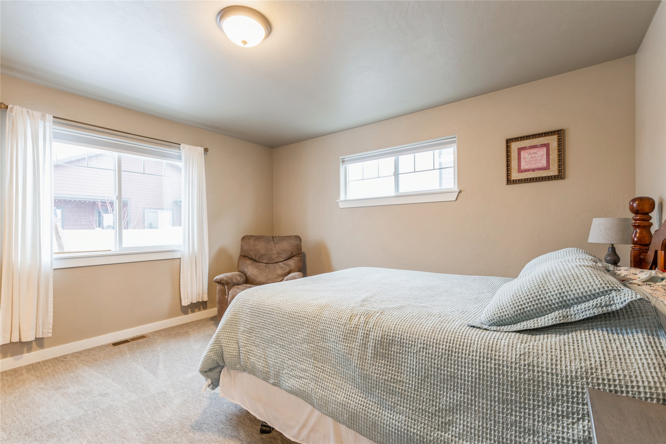 2073 Mahogany Avenue