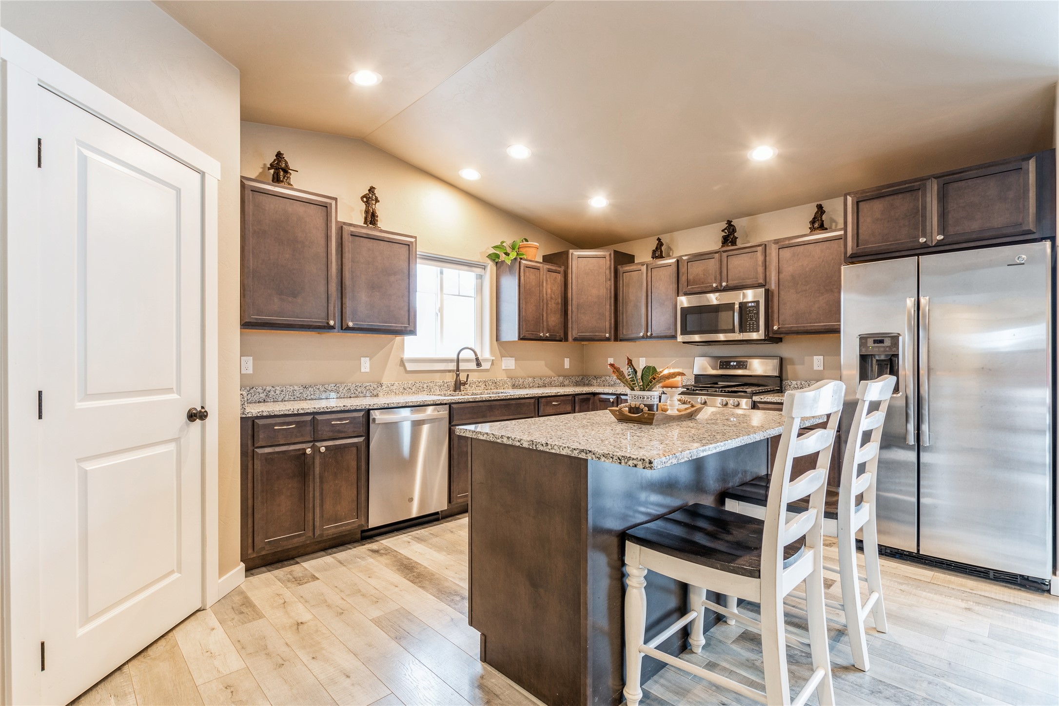 2073 Mahogany Avenue