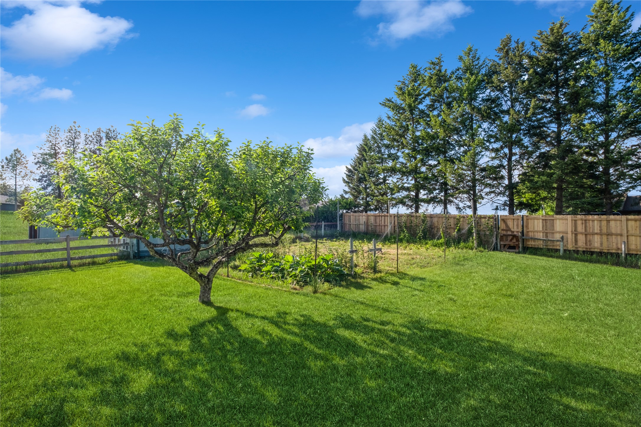 965 Ranch Lane