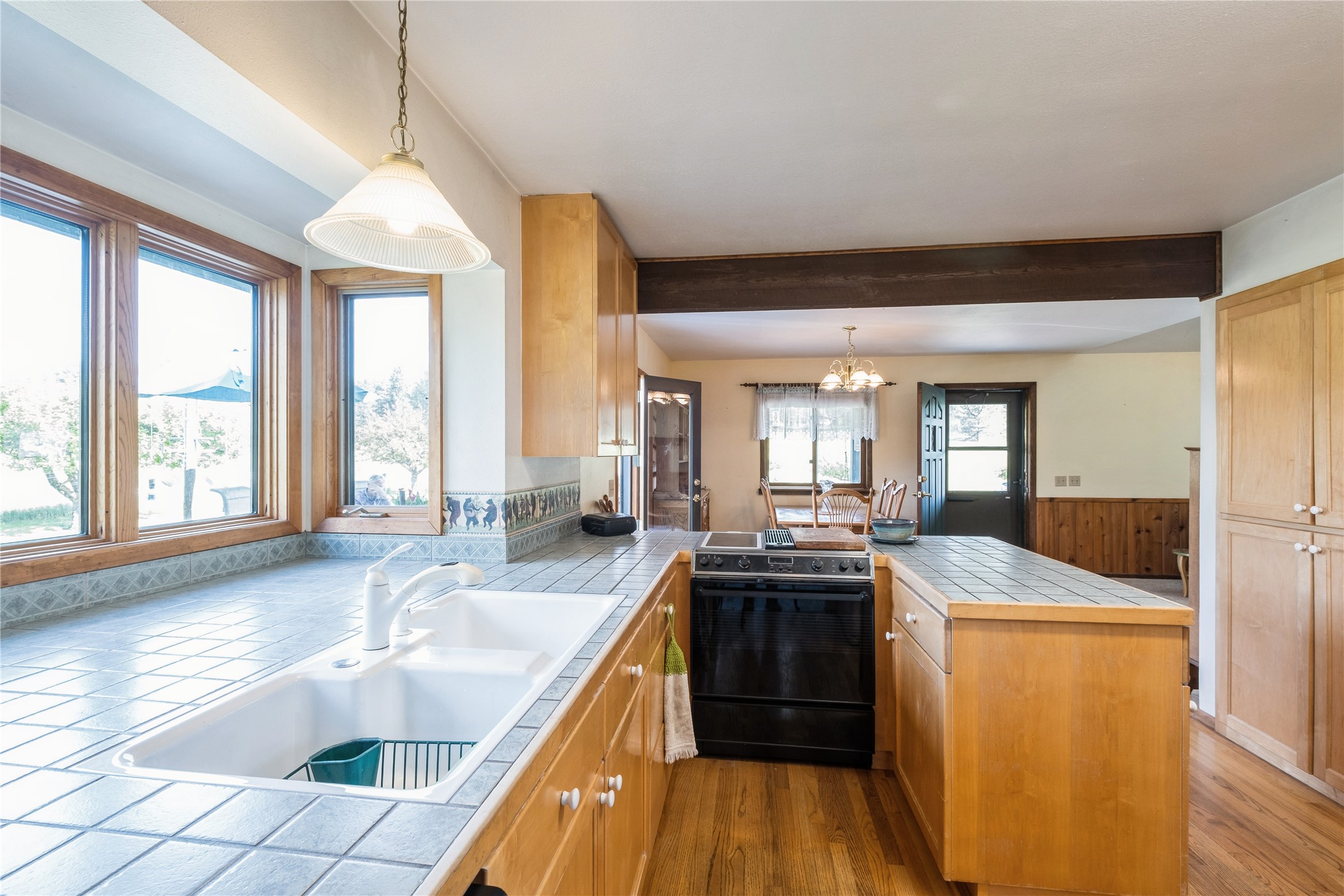965 Ranch Lane