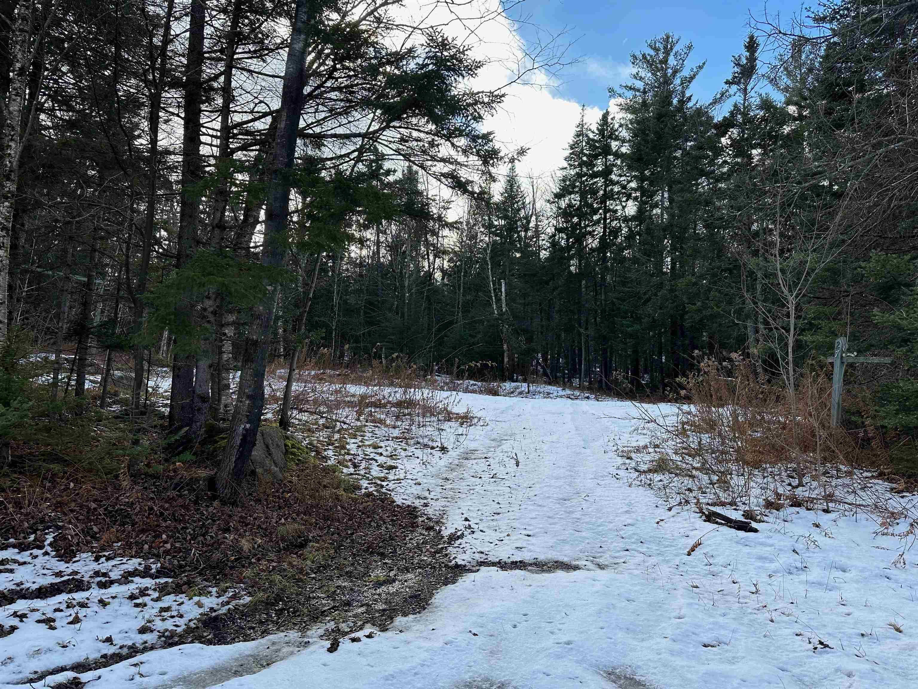 27 Edwards Village Loop