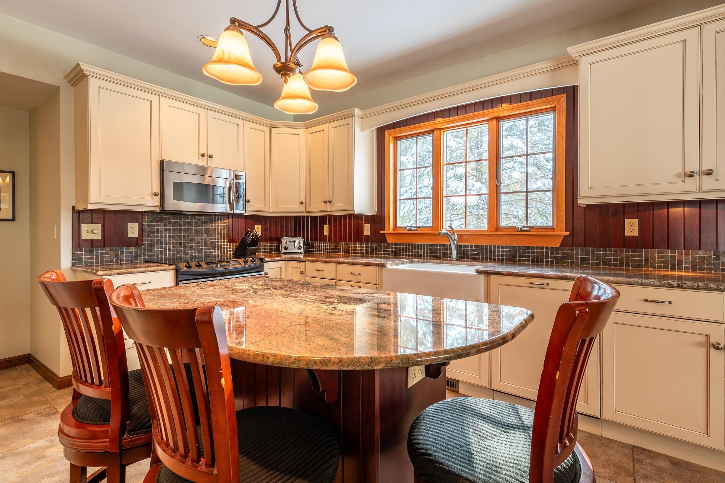 2105 White Road