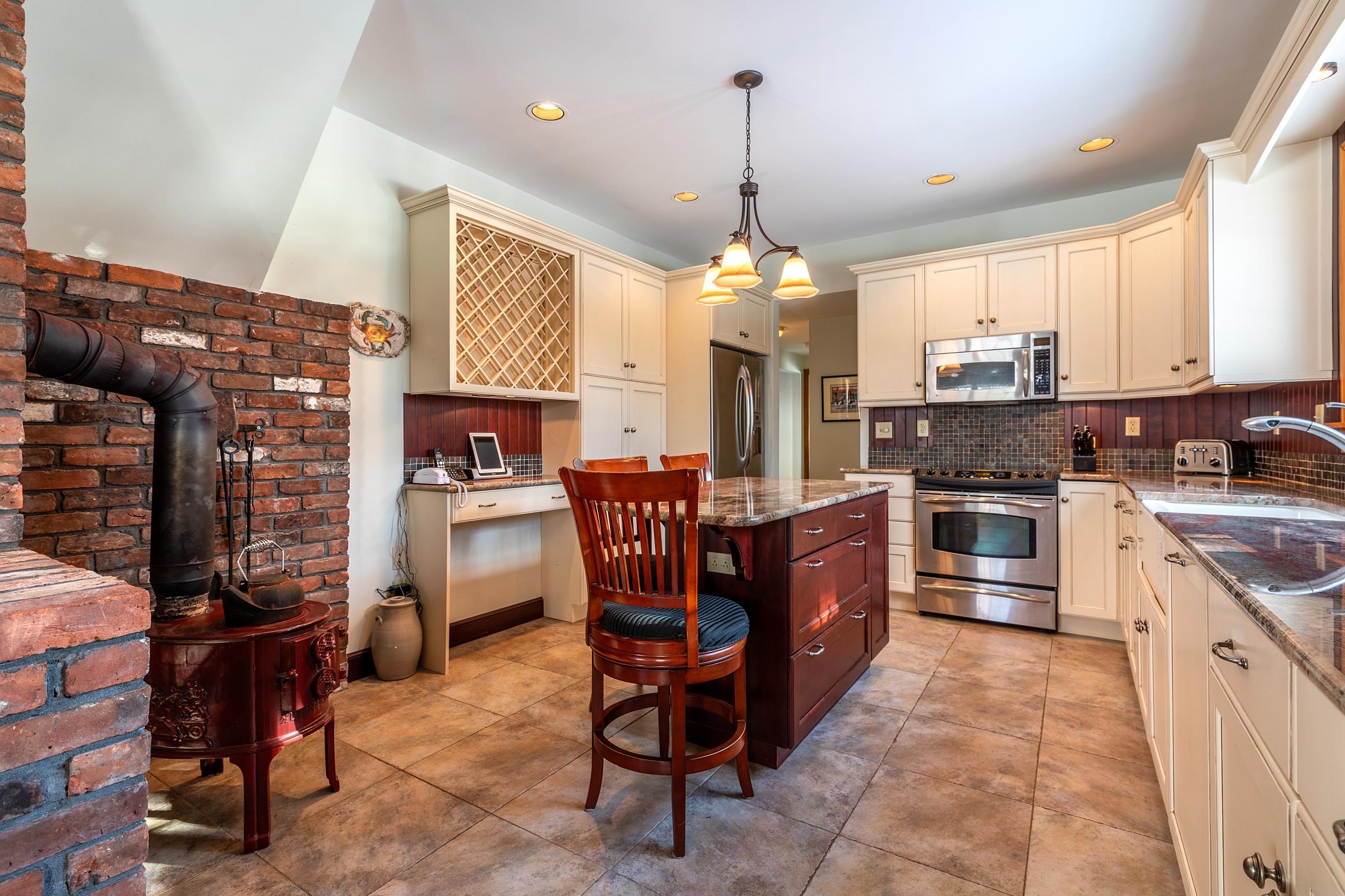 2105 White Road