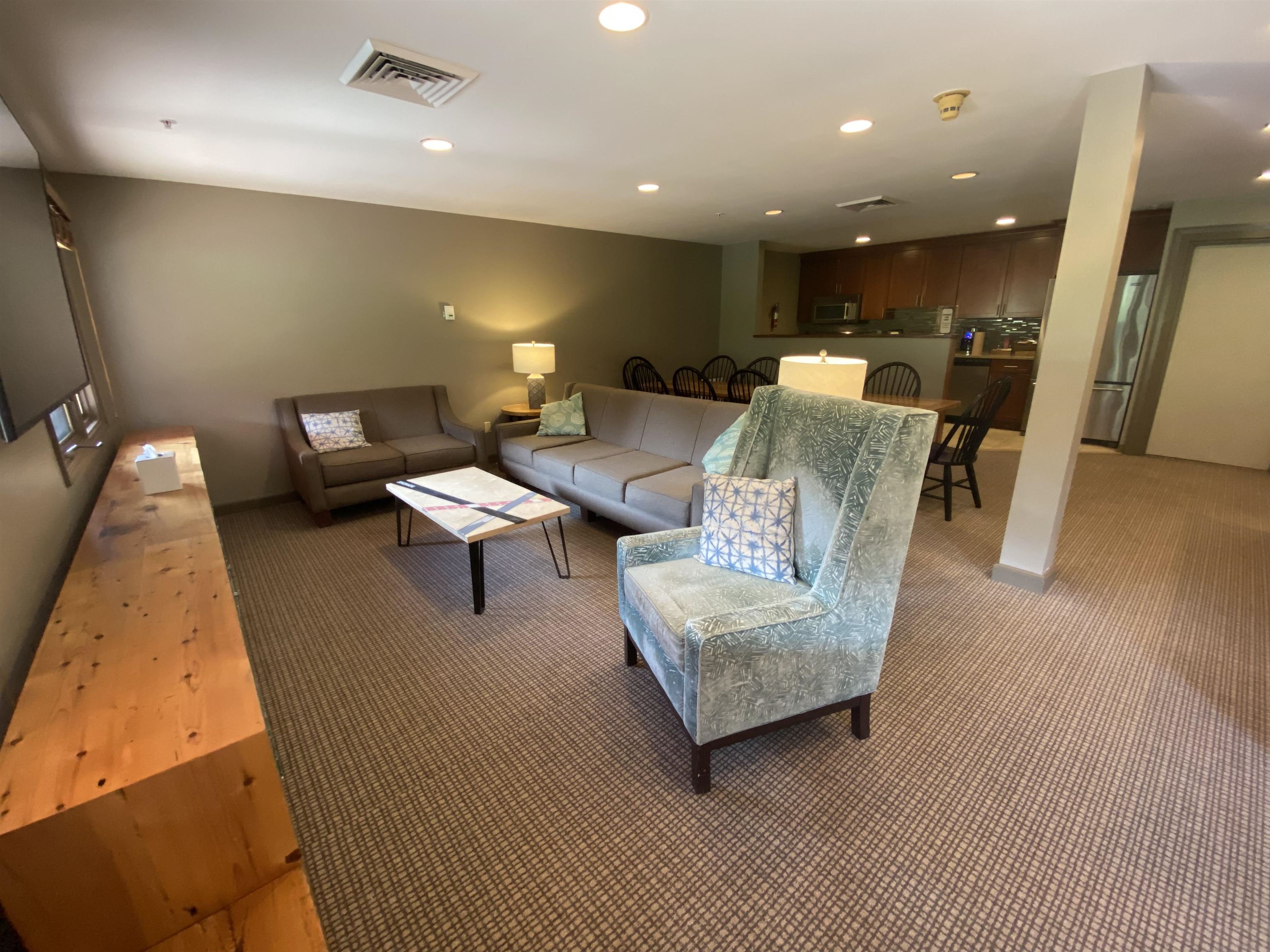 366 Qtr.2, 89 Grand Summit Way