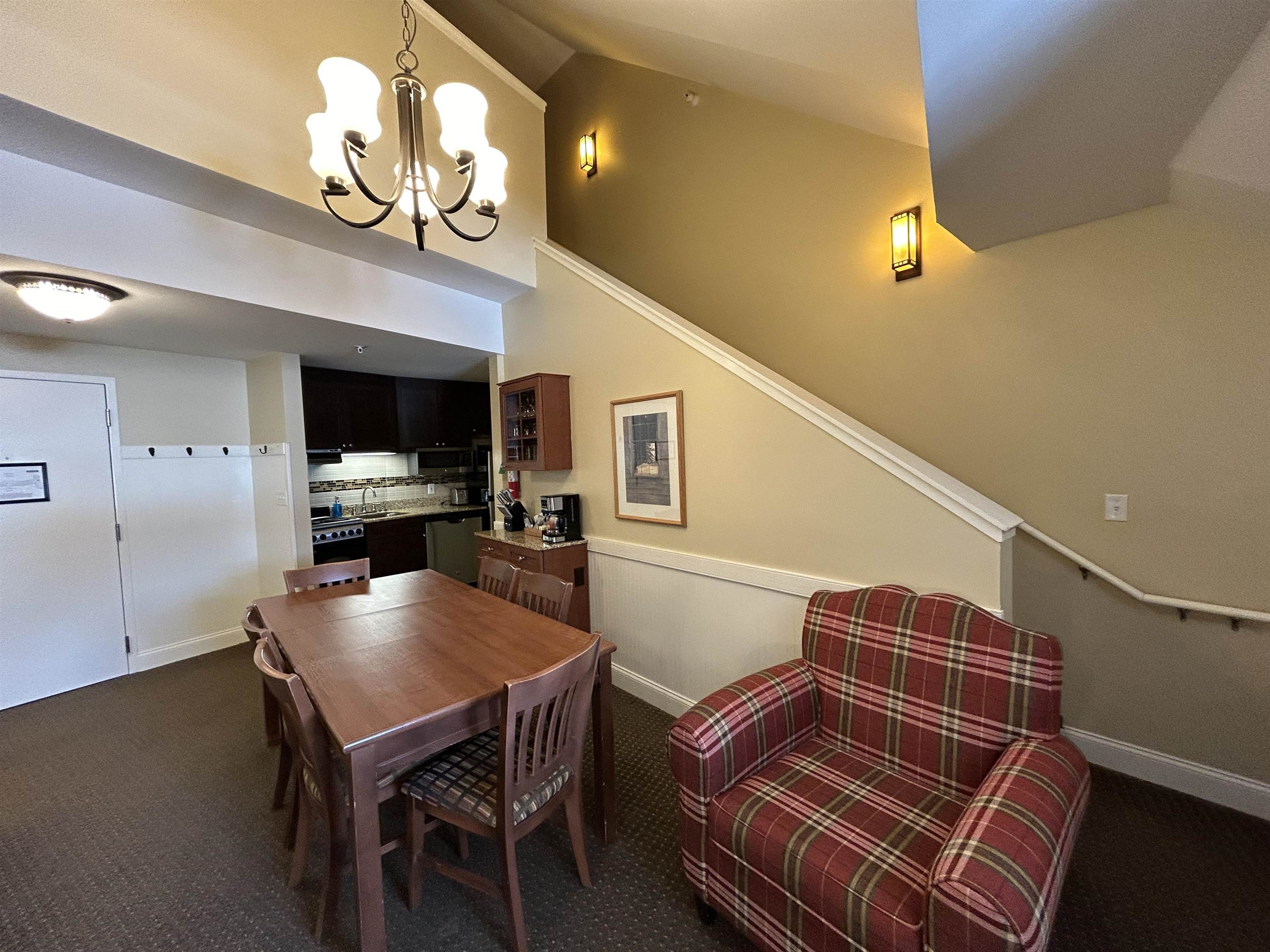 366 Qtr.2, 89 Grand Summit Way