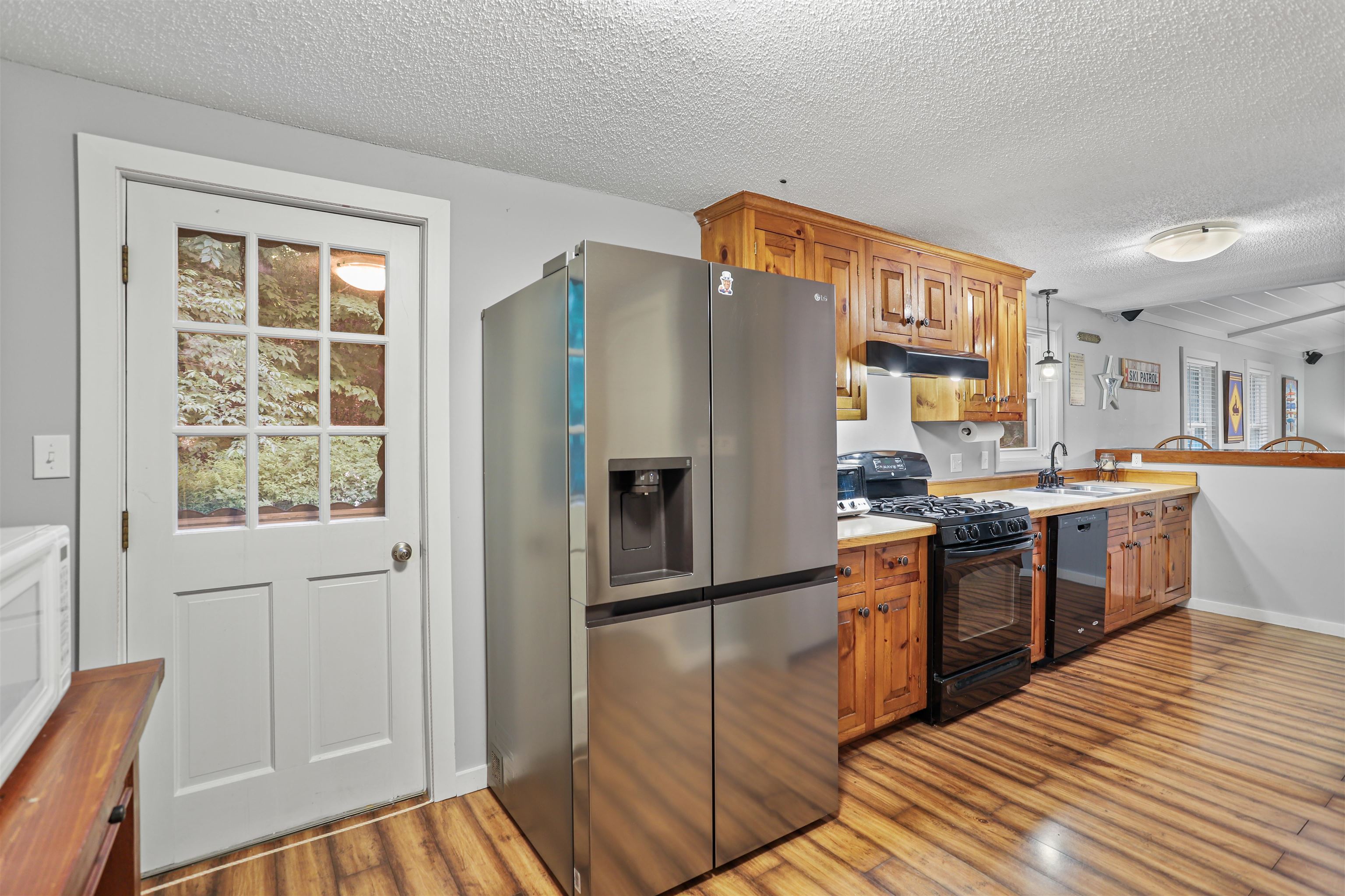 24 Howes Loop Unit: 614 A