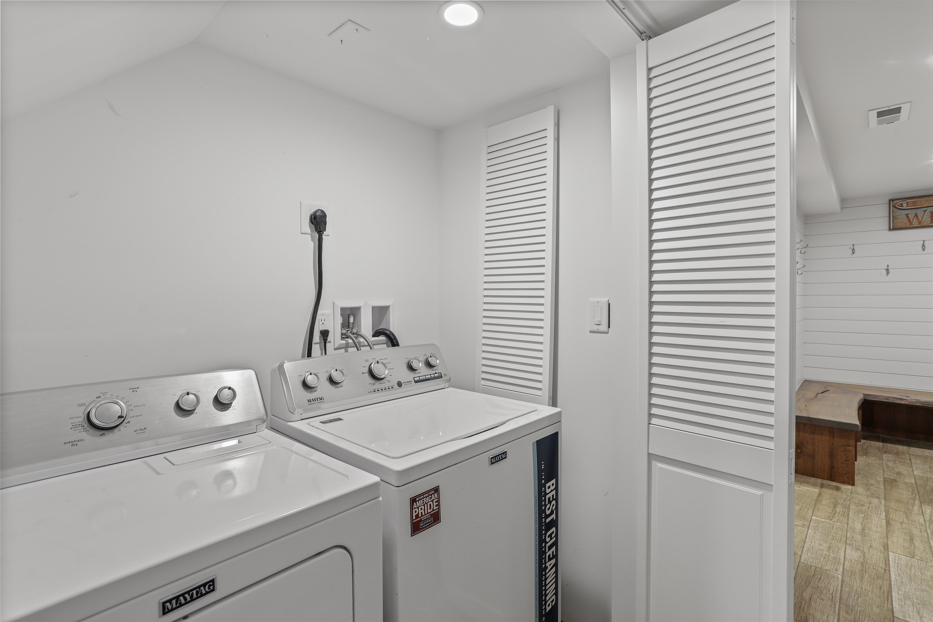 24 Howes Loop Unit: 614 A