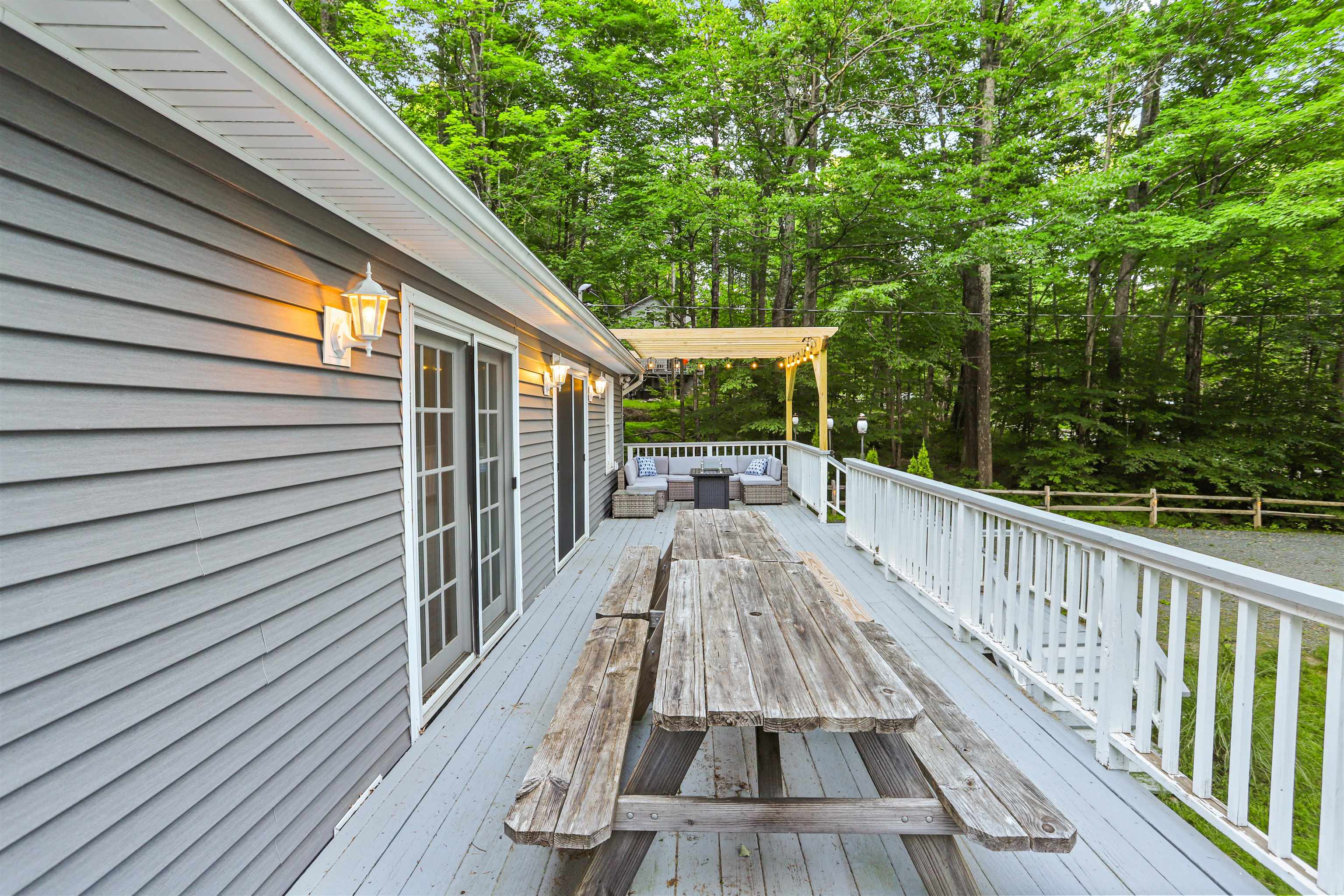 24 Howes Loop Unit: 614 A