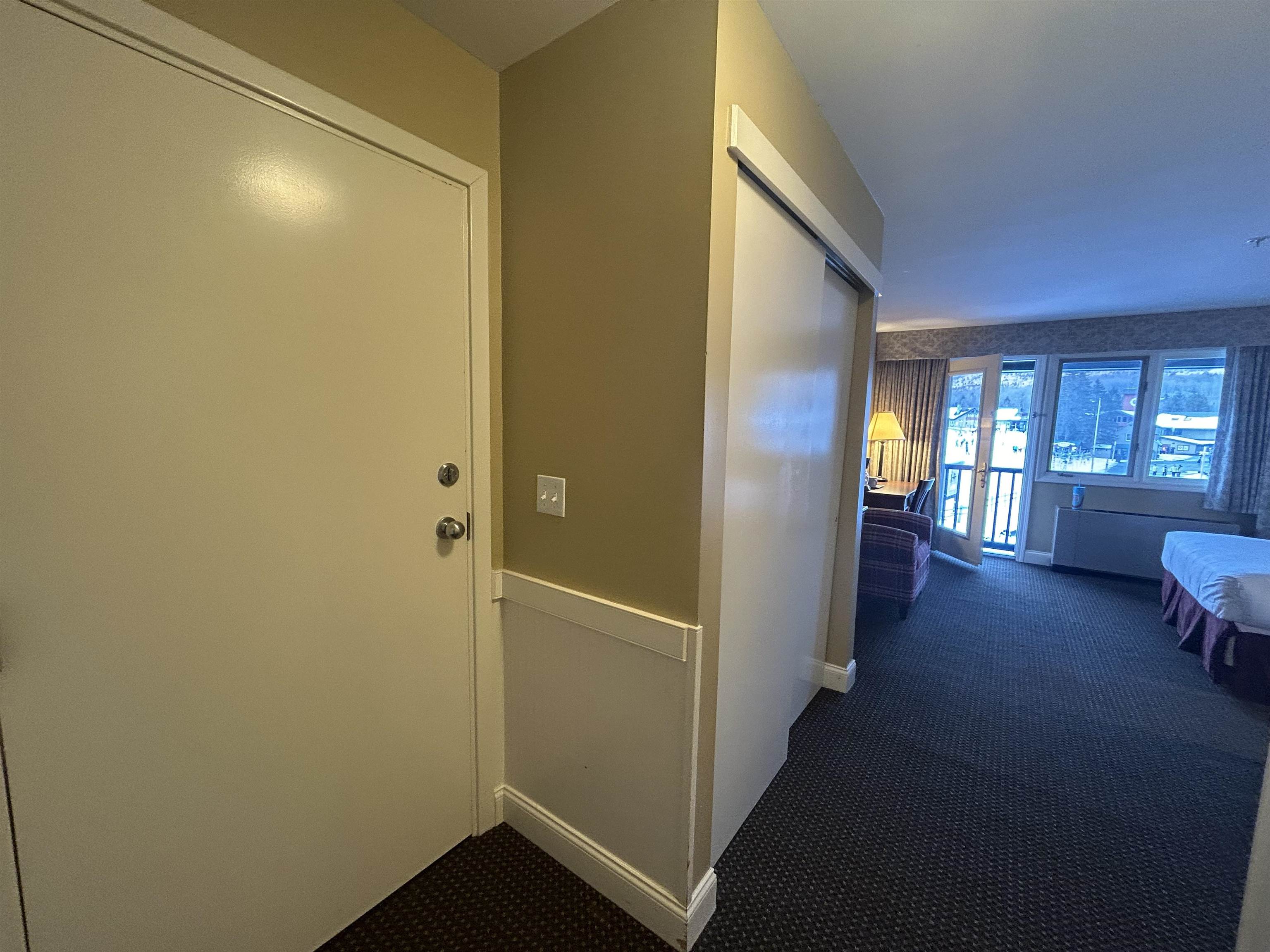 374/376Qtr.3,89 Grand Summit Way