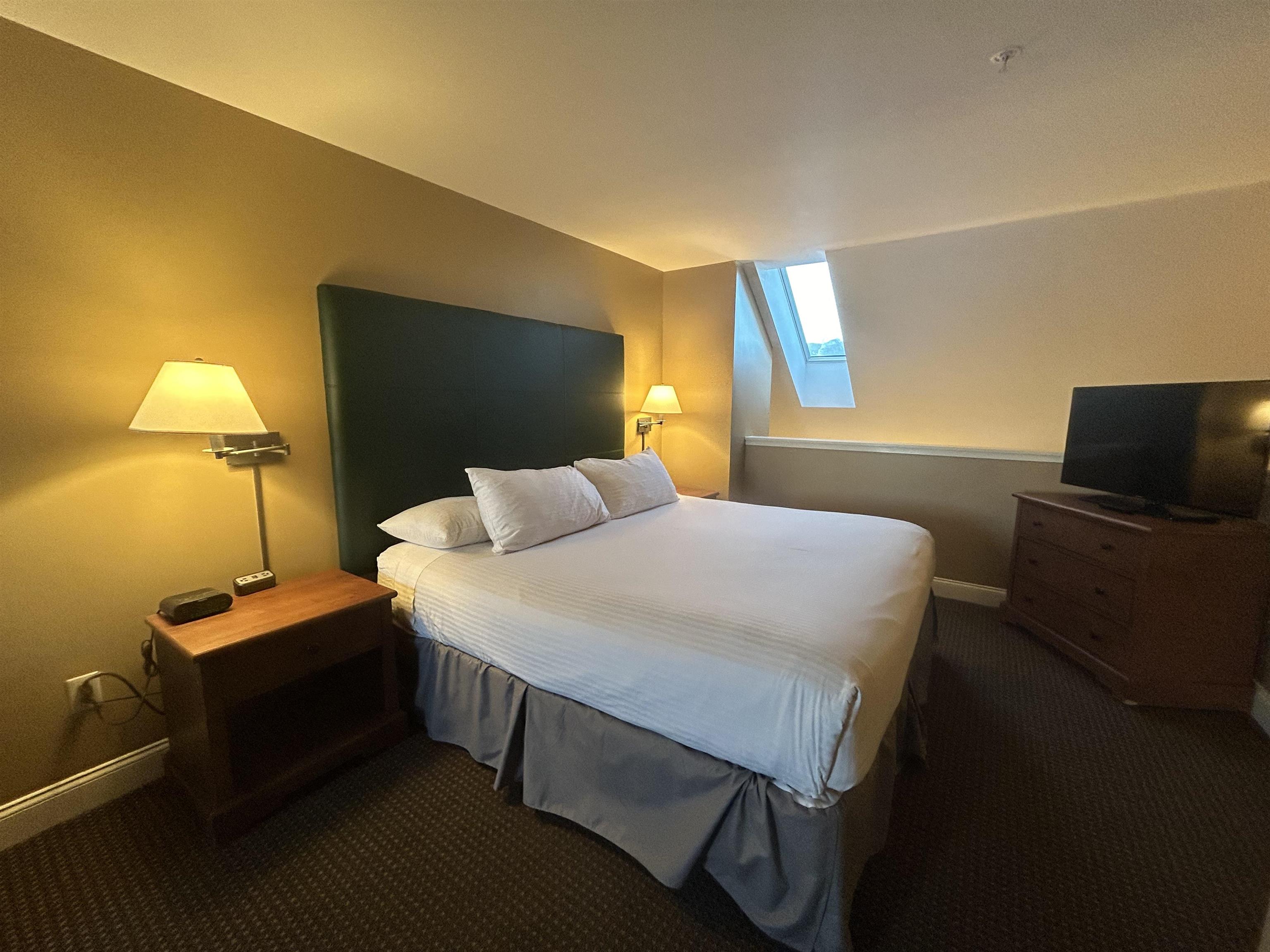 374/376Qtr.3,89 Grand Summit Way