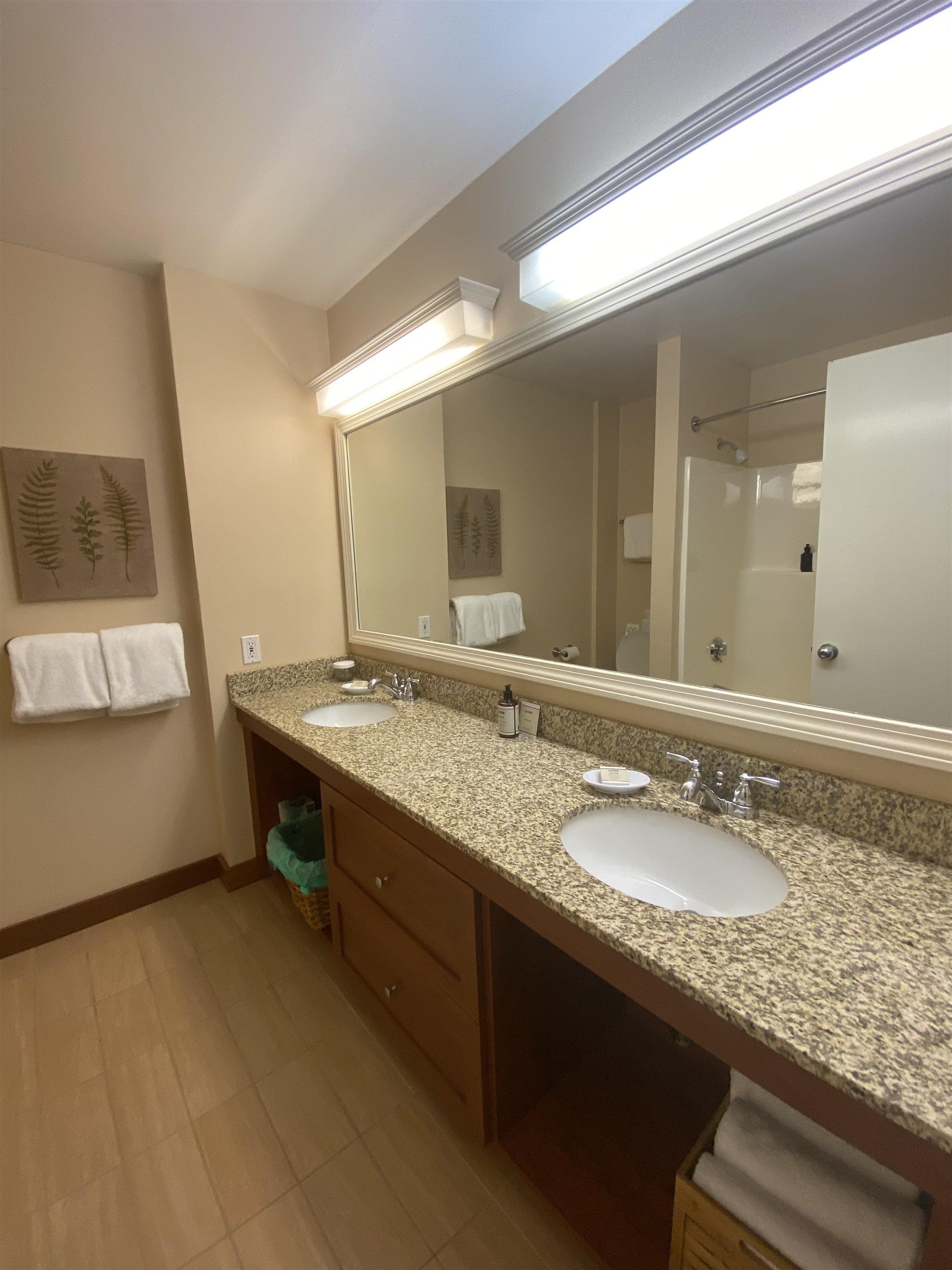 215 Qtr.4, 89 Grand Summit Way