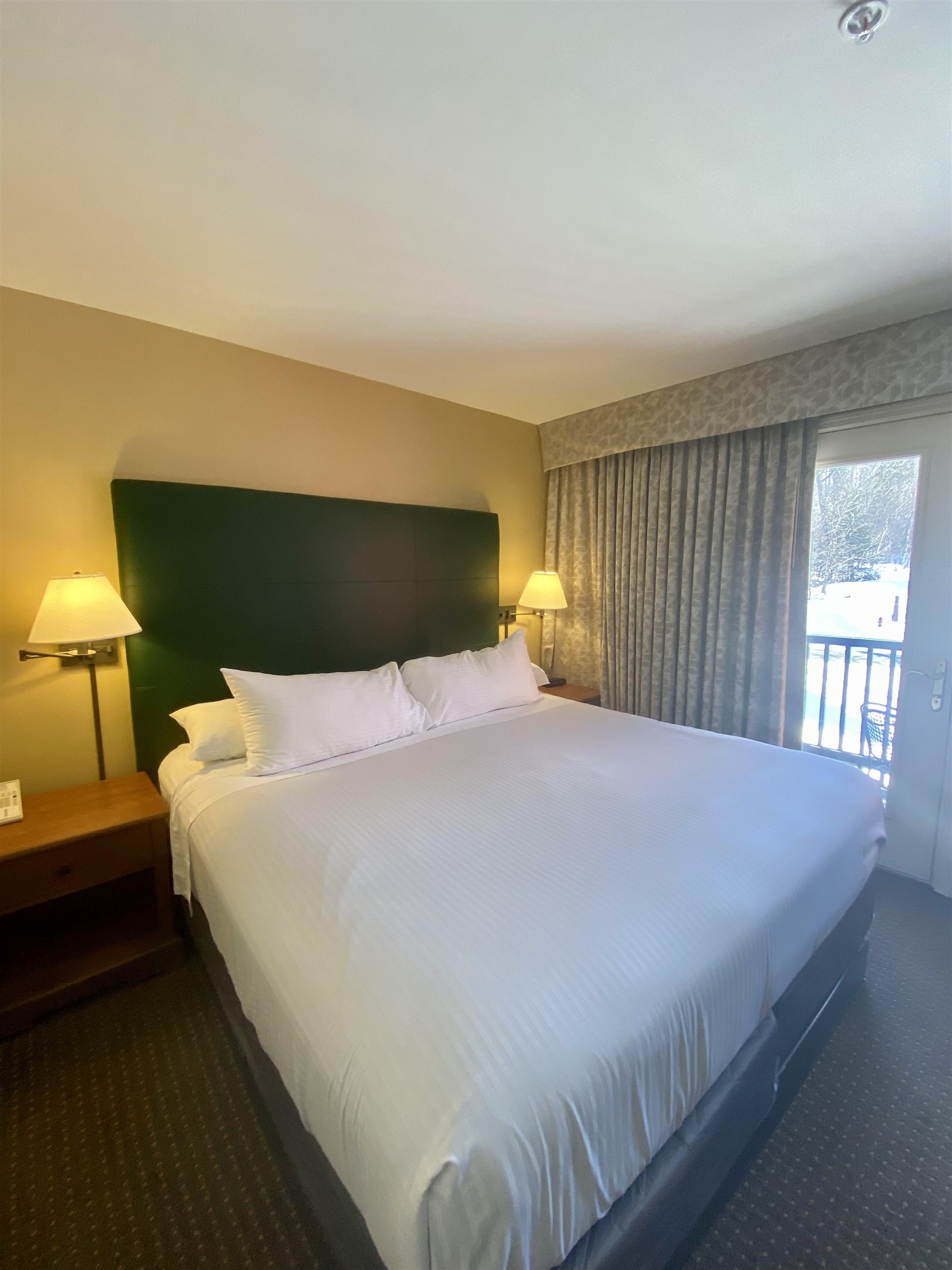 215 Qtr.4, 89 Grand Summit Way