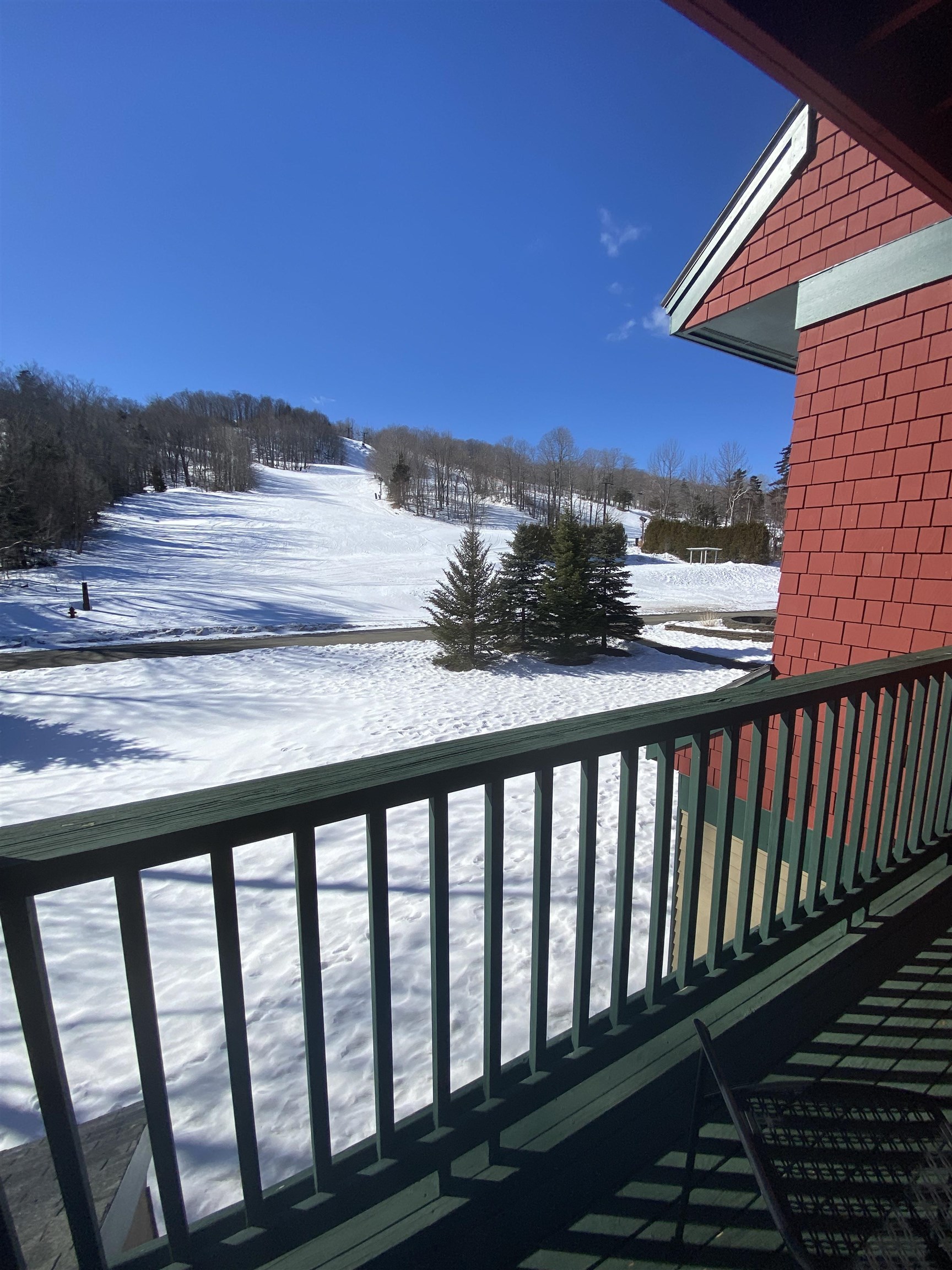 215 Qtr.4, 89 Grand Summit Way