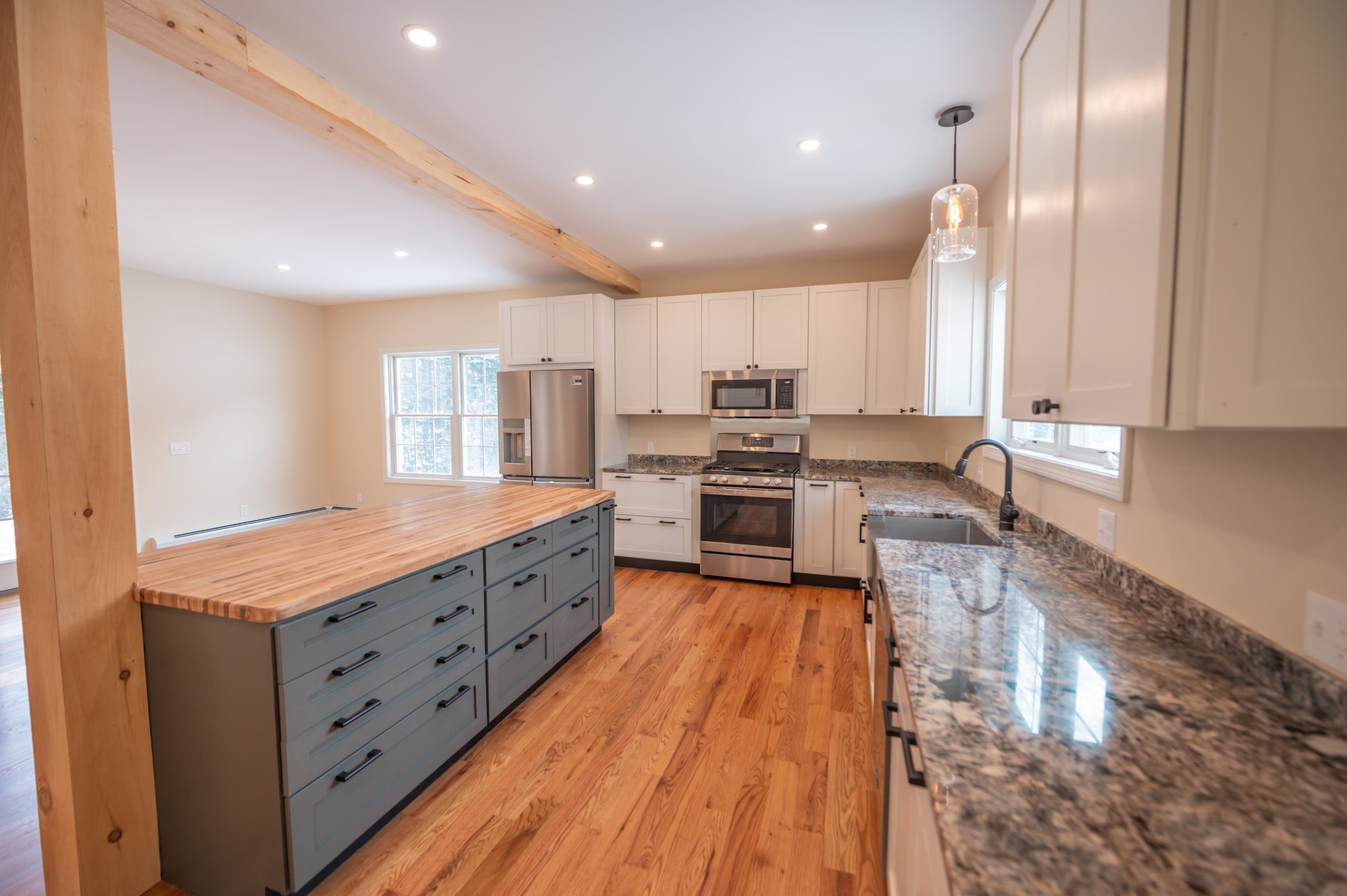 32 Circle View Drive