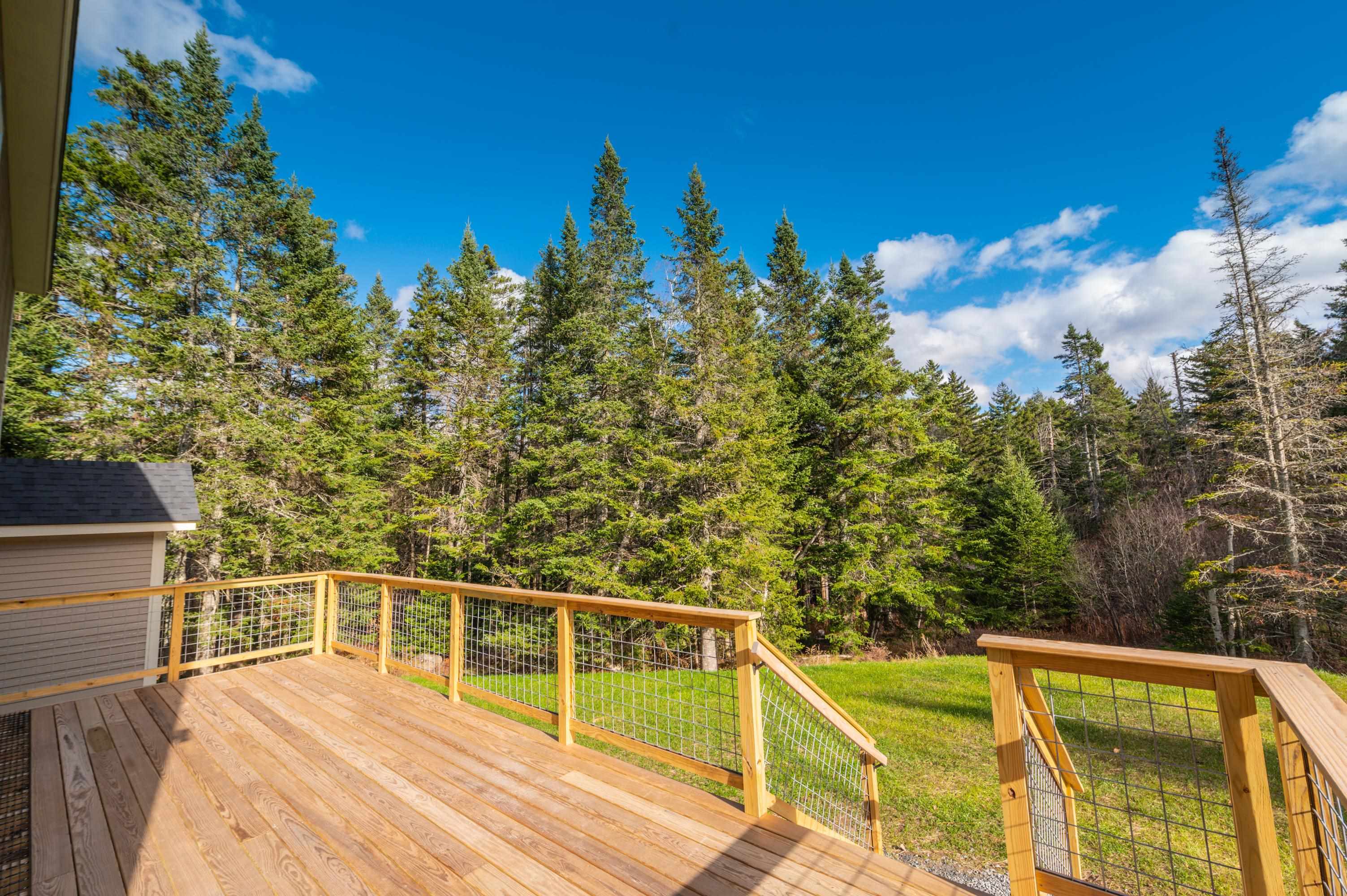 32 Circle View Drive