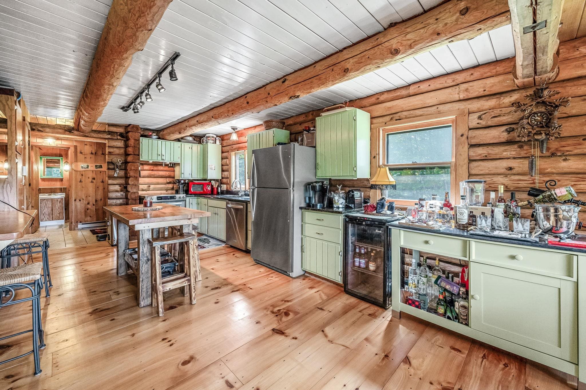 37 Pleasantview Lane