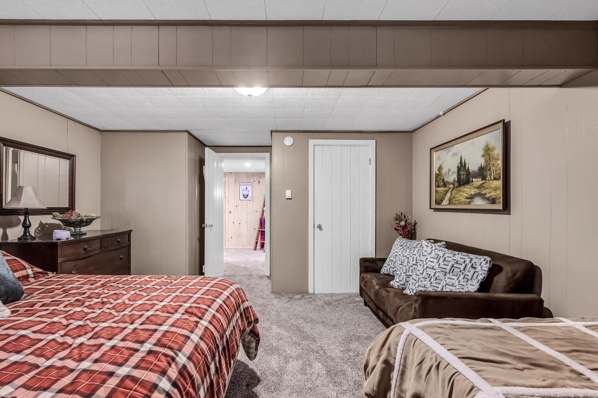 37 Pleasantview Lane