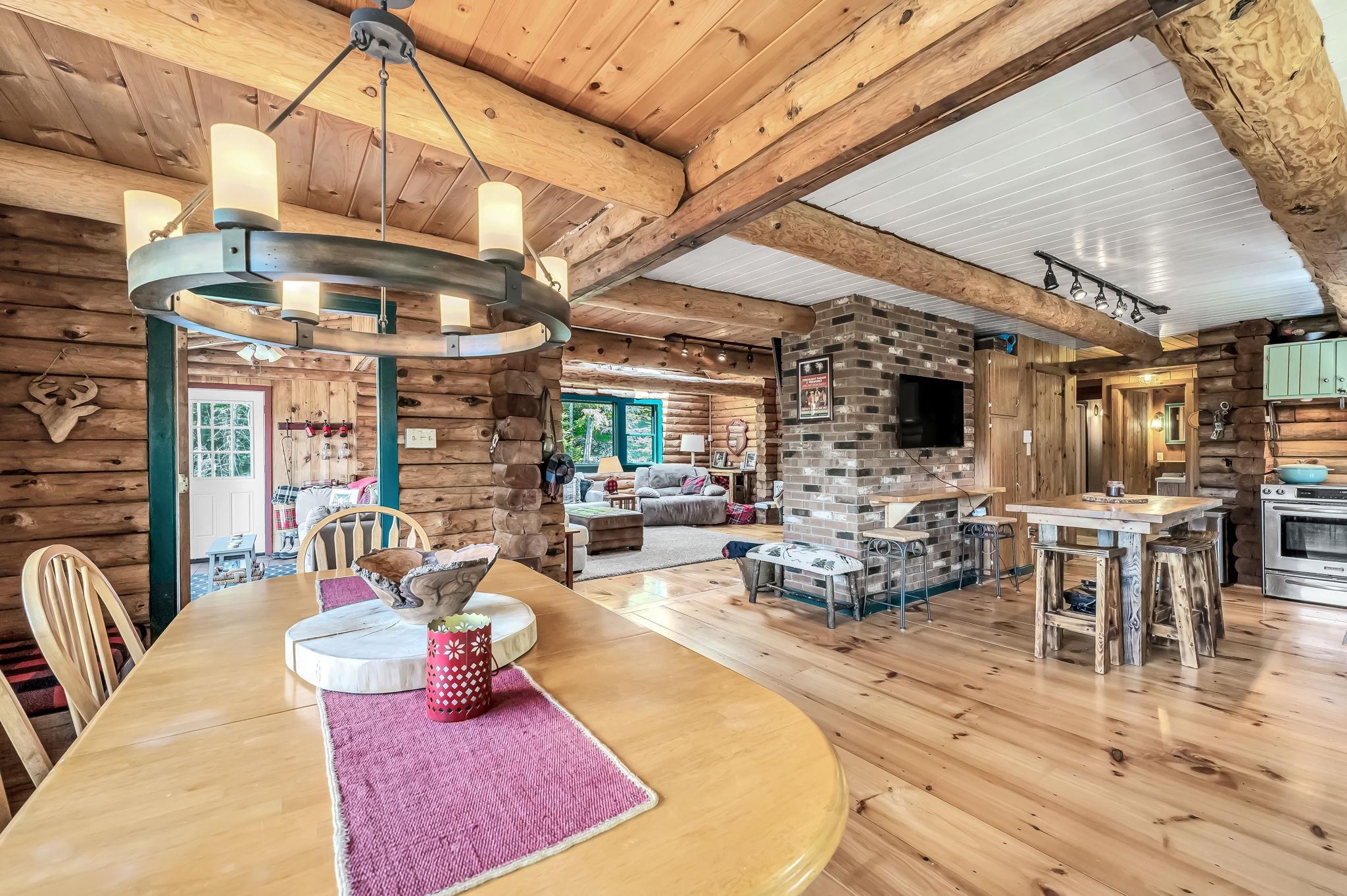37 Pleasantview Lane