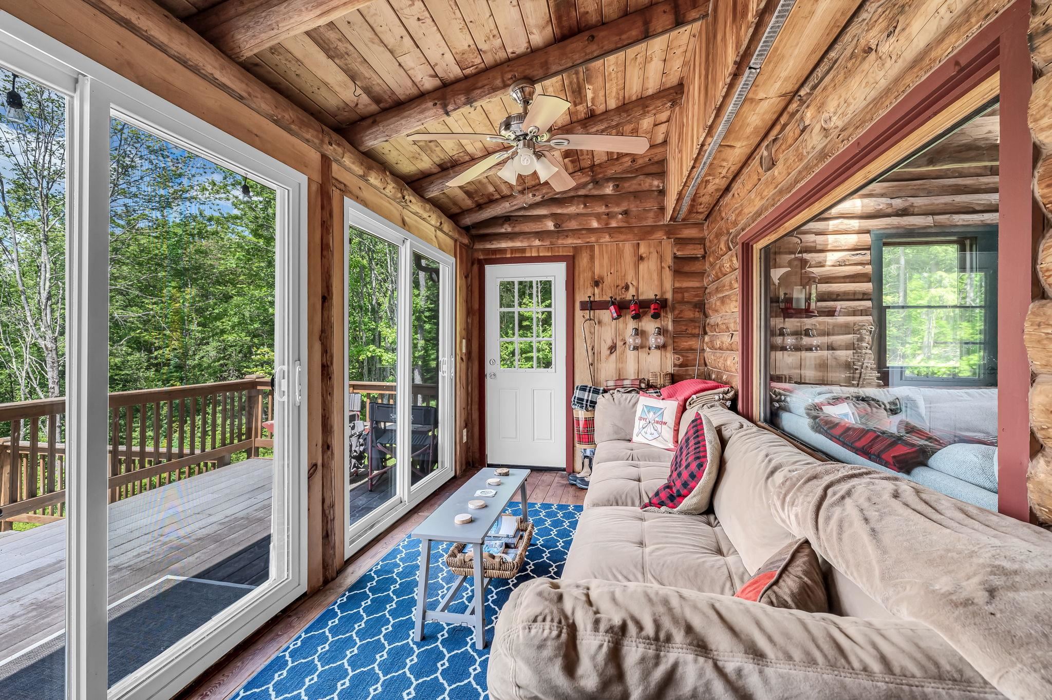 37 Pleasantview Lane